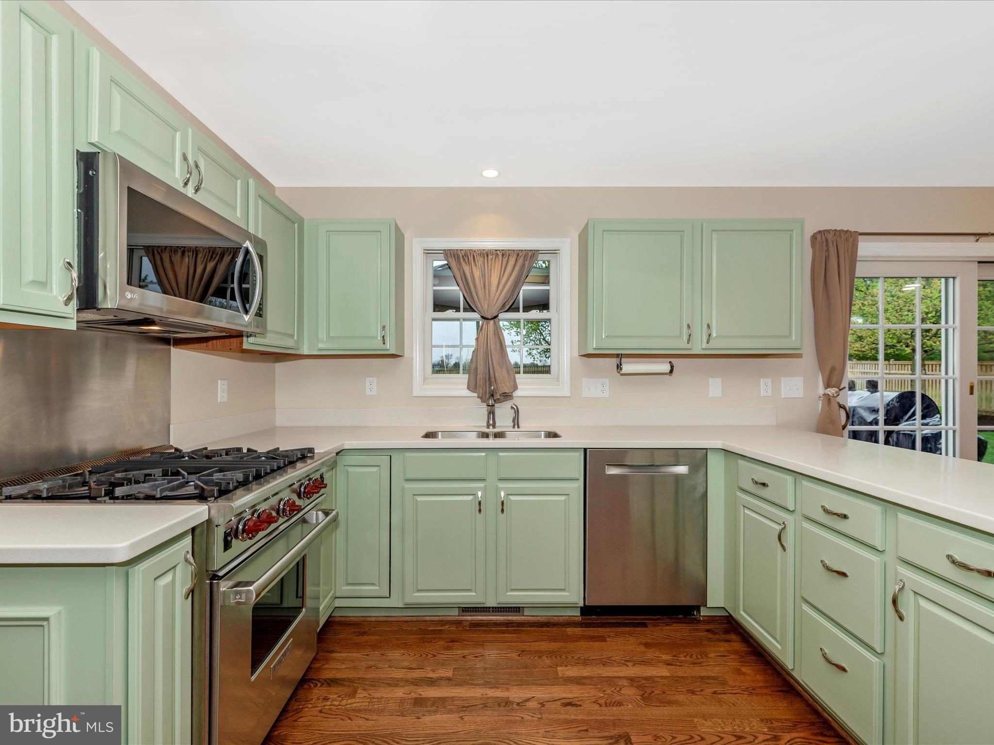 1825 TUSCARORA COURT