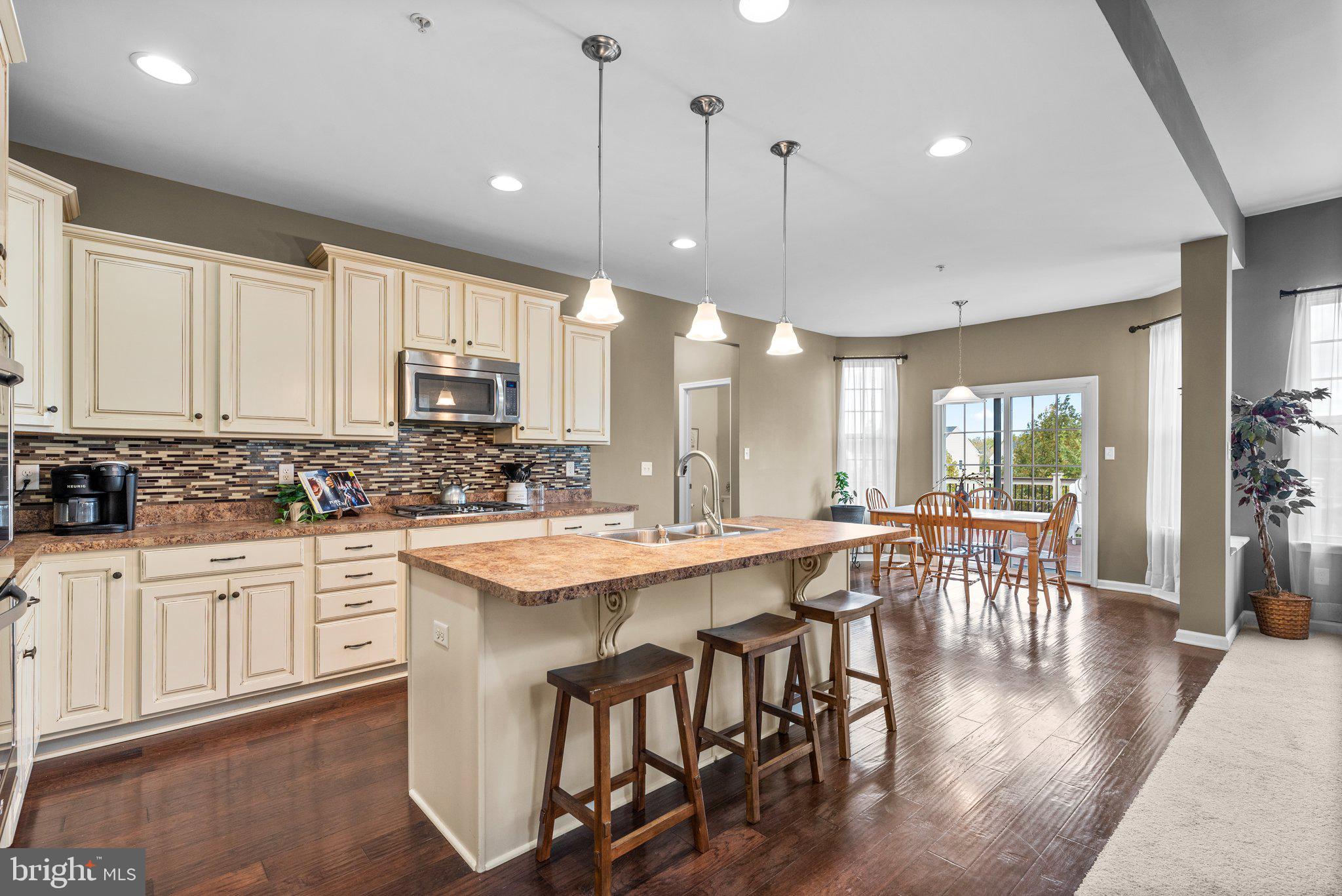 213 Windom Way