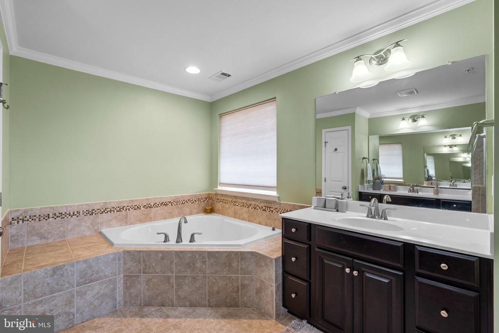213 Windom Way