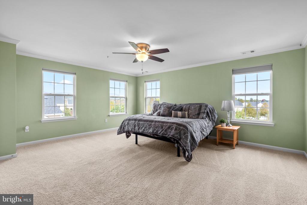 213 Windom Way