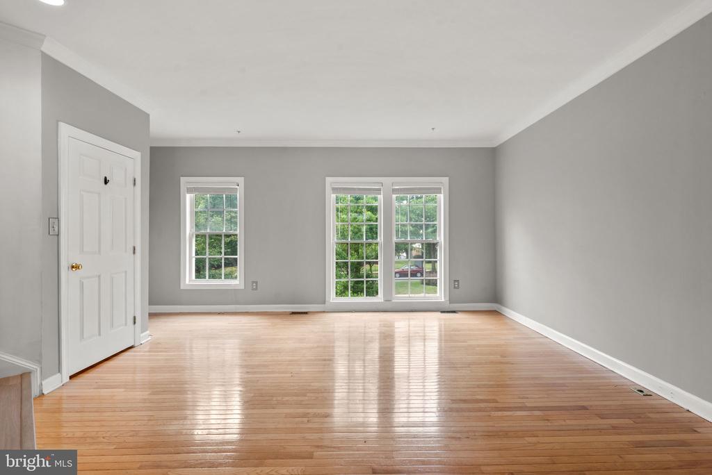 3846 SUGARLOAF PKWY