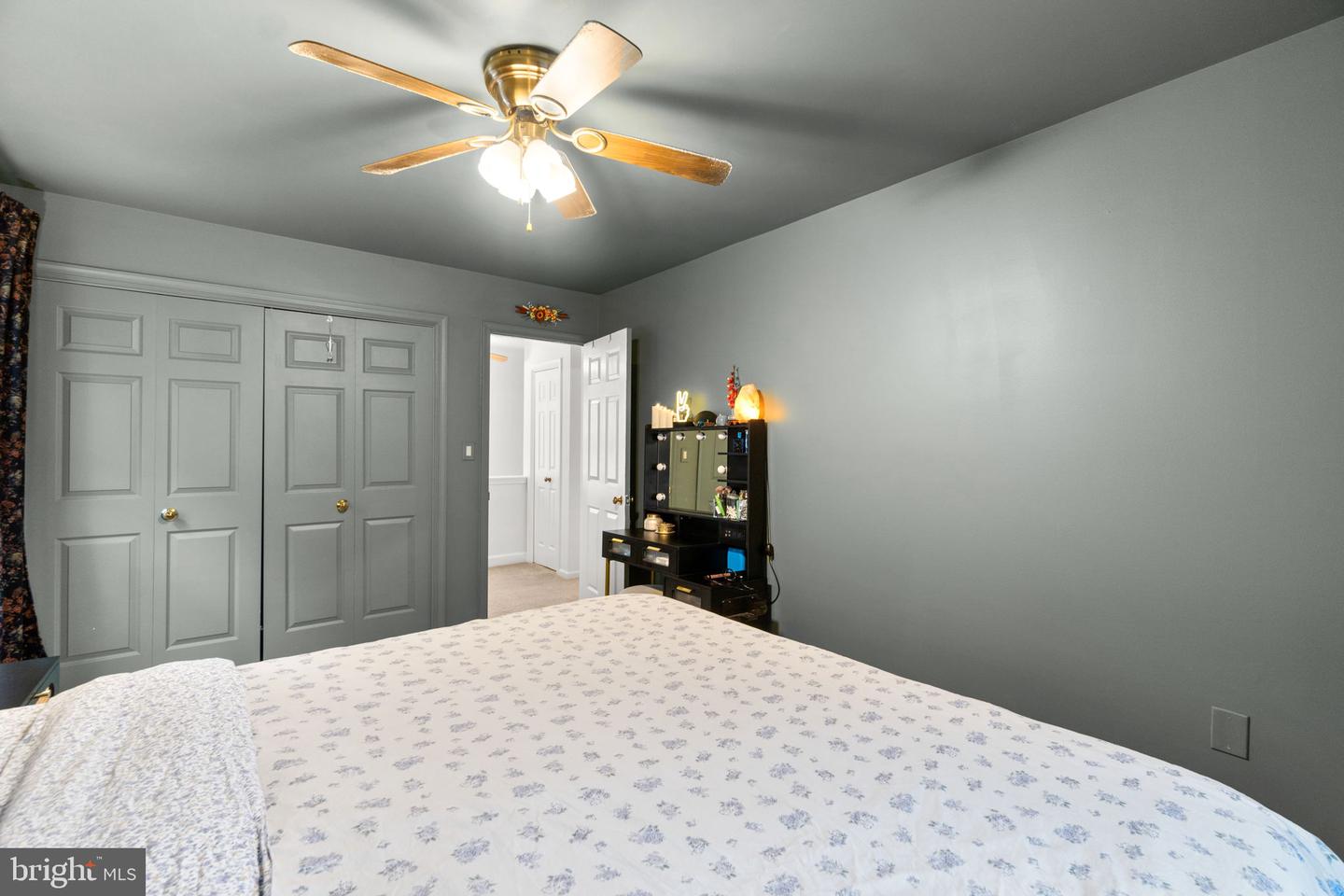 1631 Gibbons