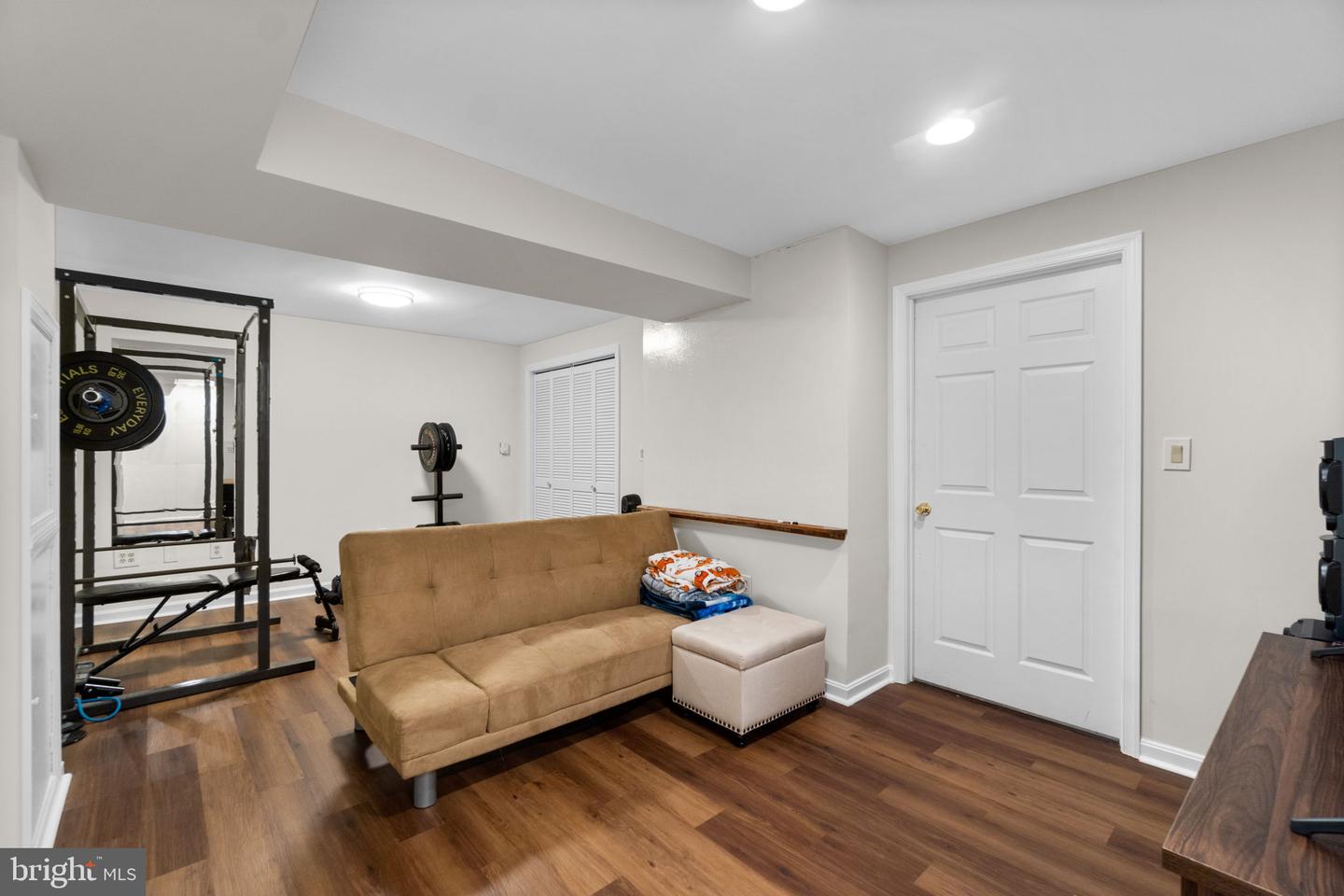 1631 Gibbons