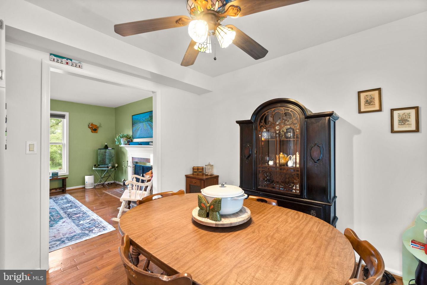 1631 Gibbons