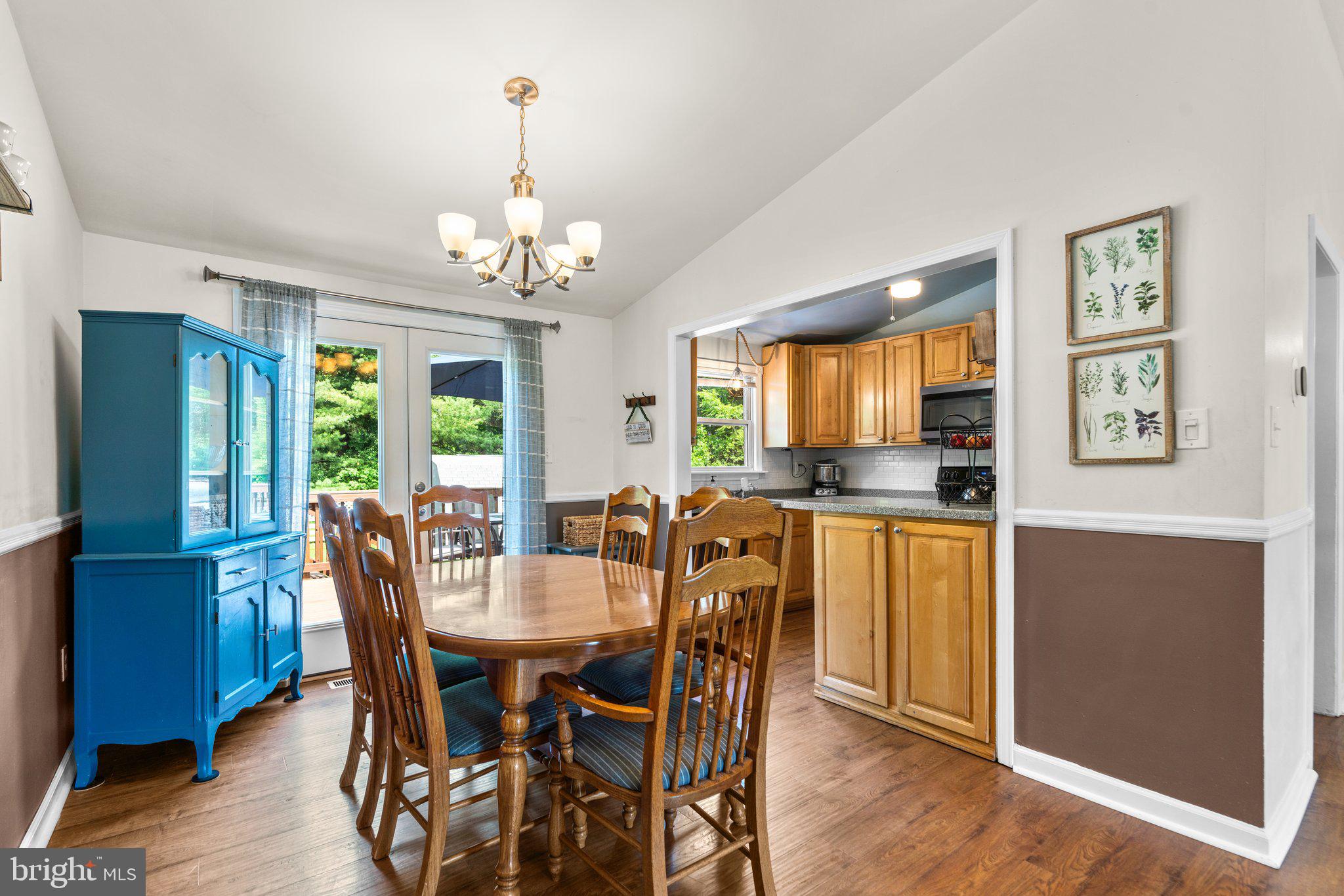 409 Dawn Ct