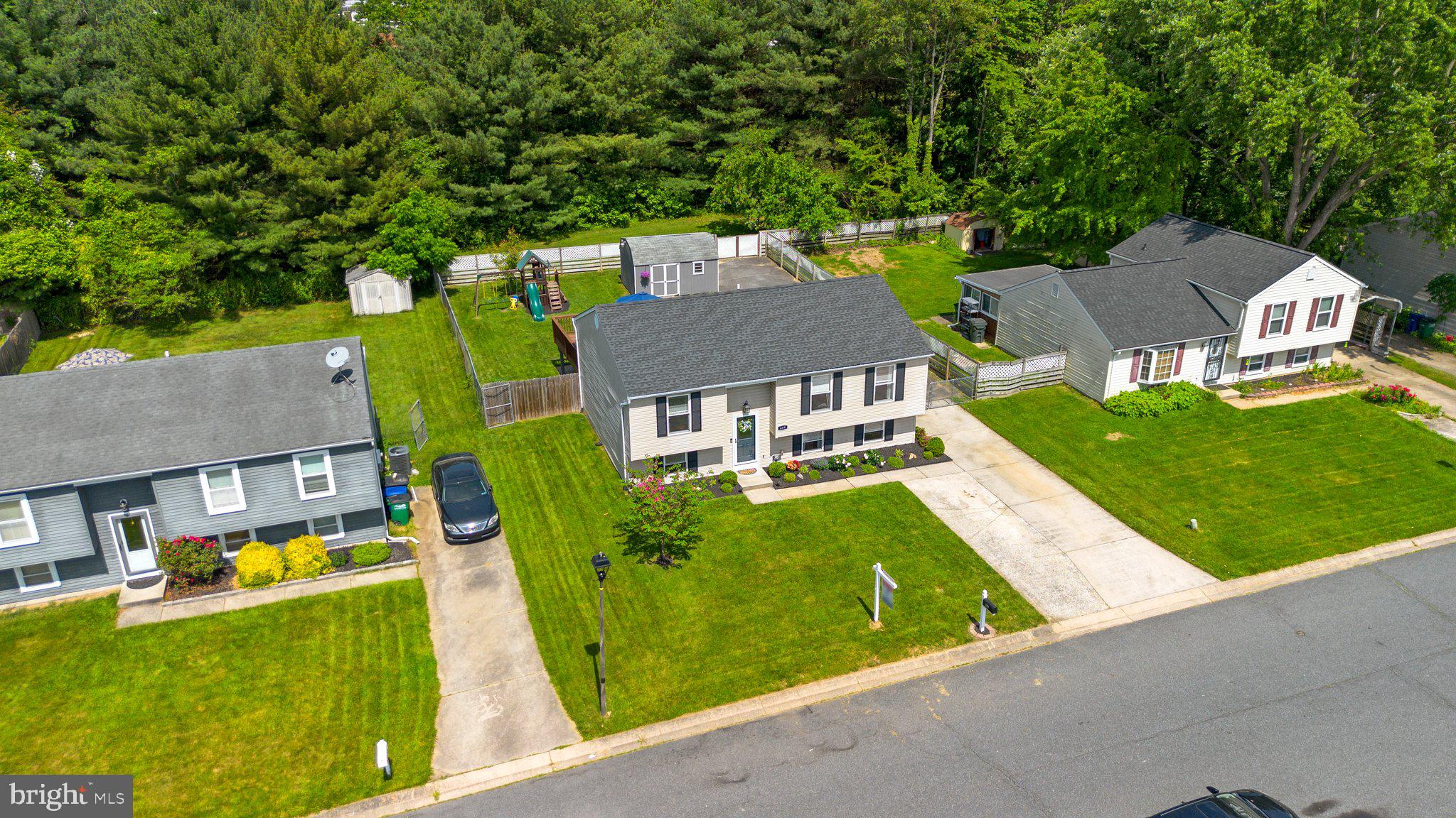 409 Dawn Ct