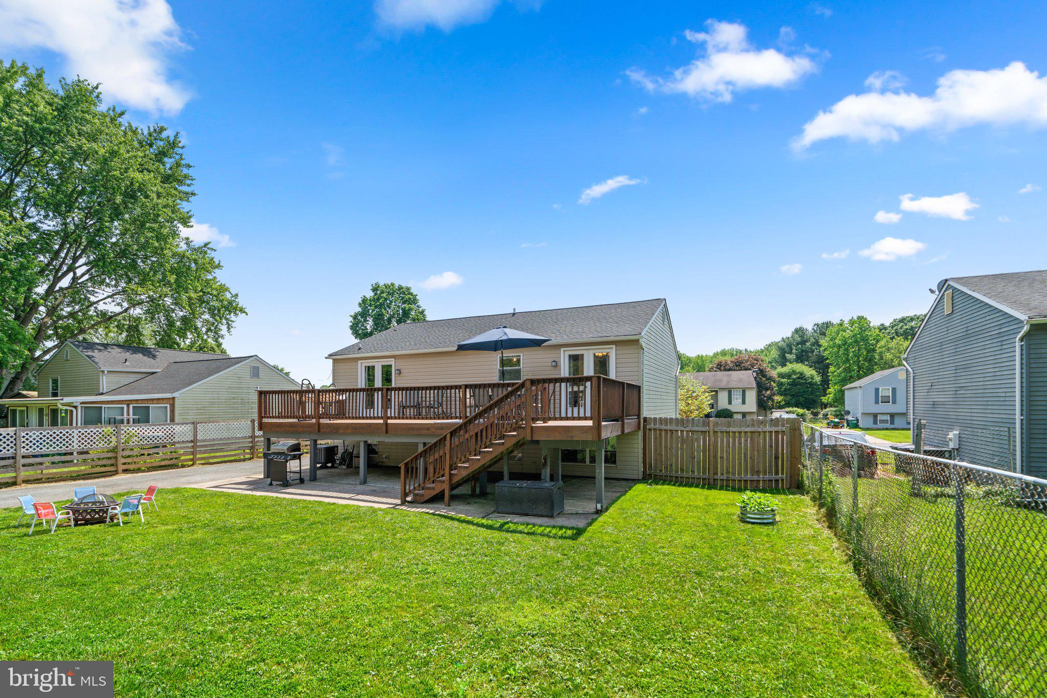 409 Dawn Ct