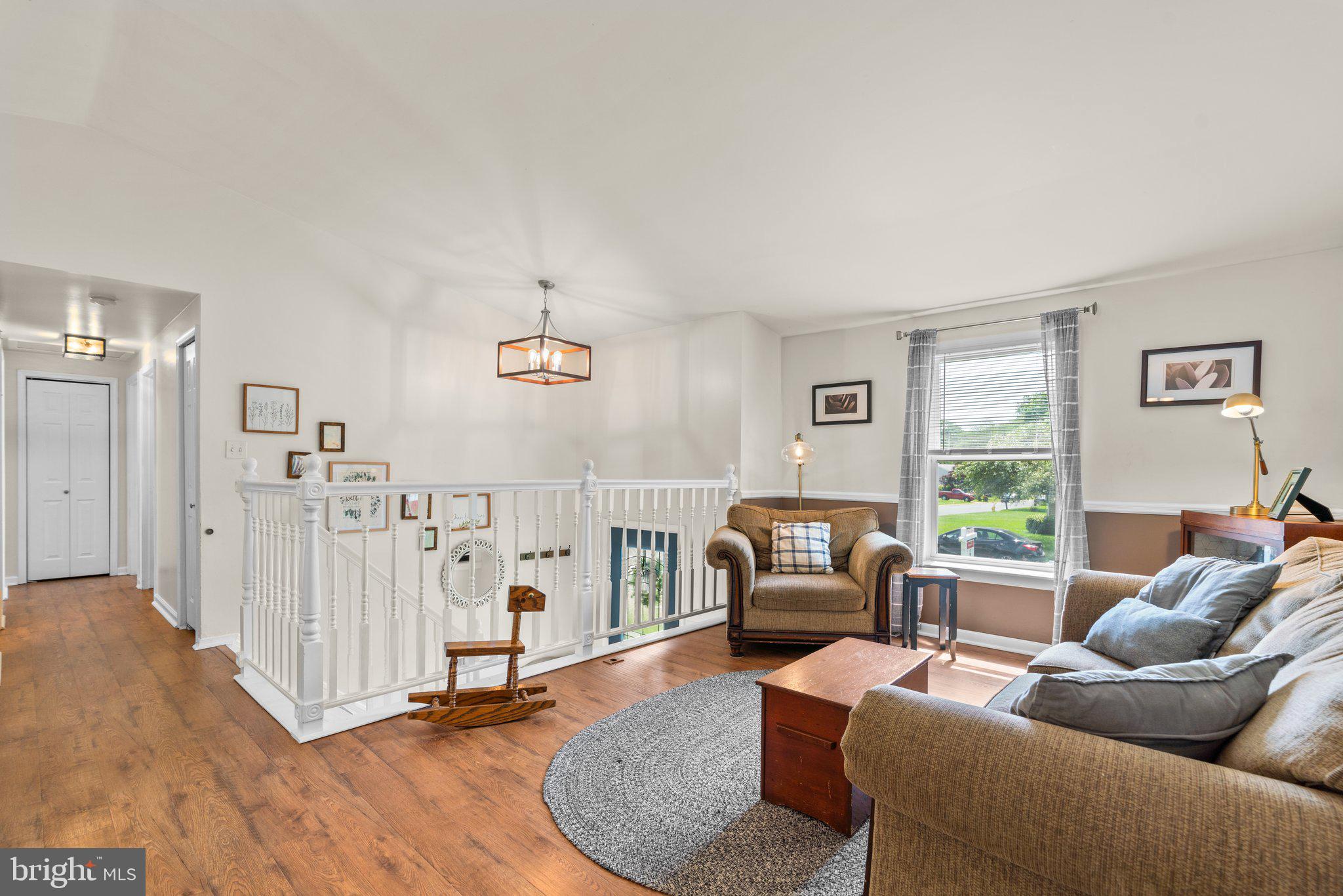 409 Dawn Ct