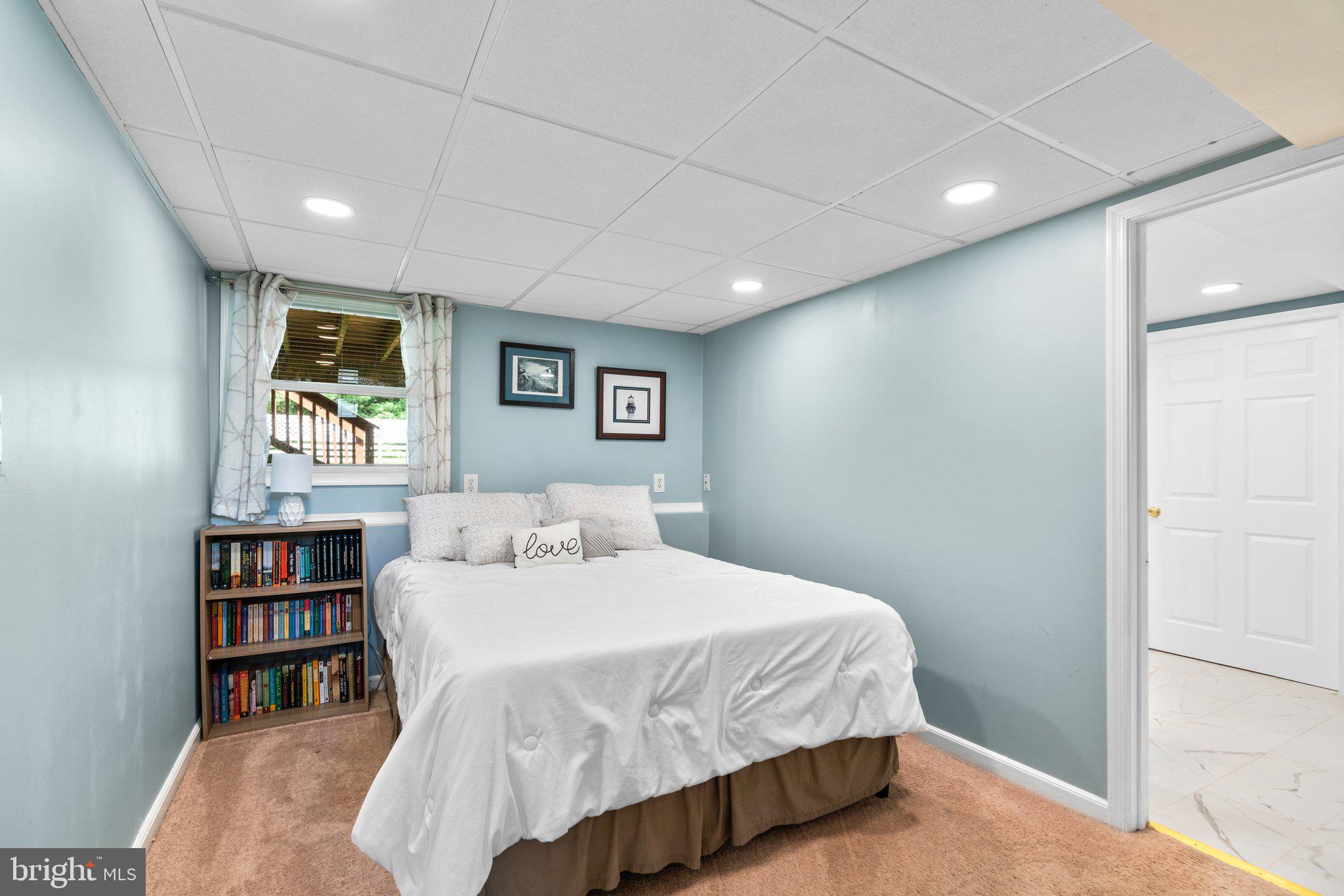 409 Dawn Ct