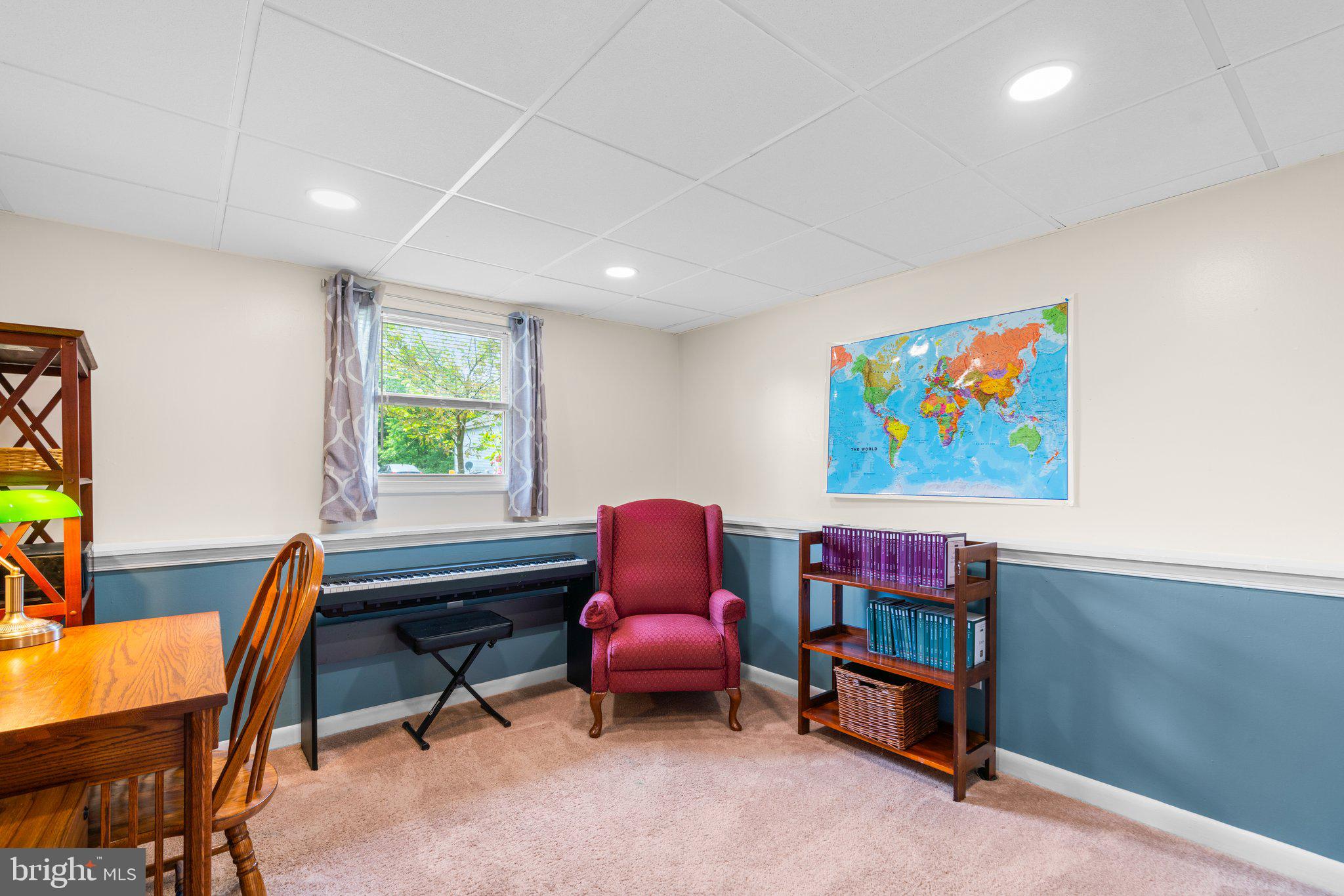 409 Dawn Ct