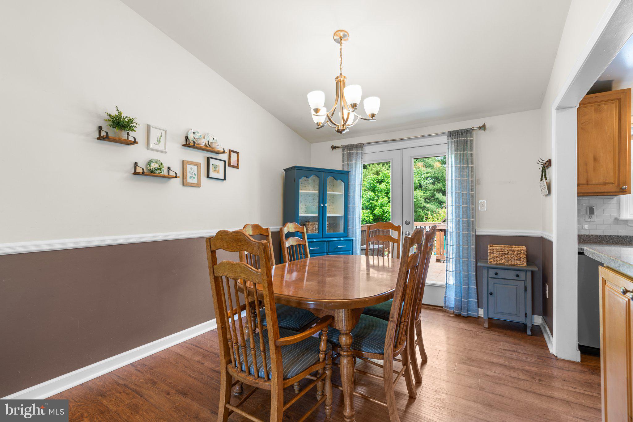 409 Dawn Ct