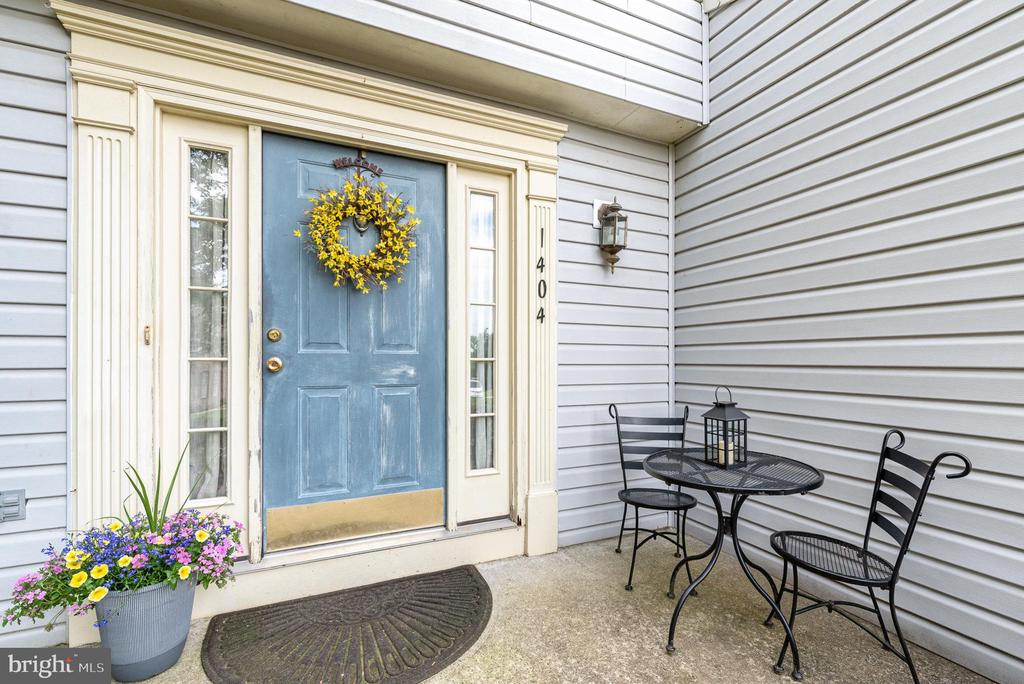 1404 Crystal Ridge Ct