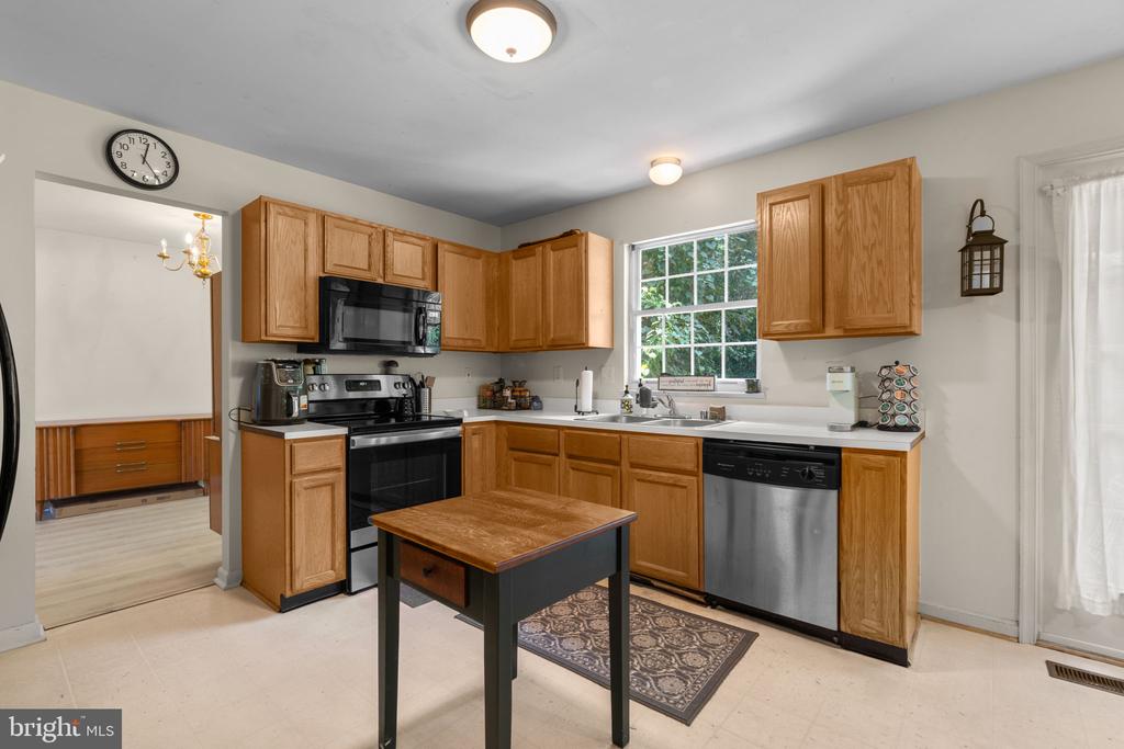 1404 Crystal Ridge Ct