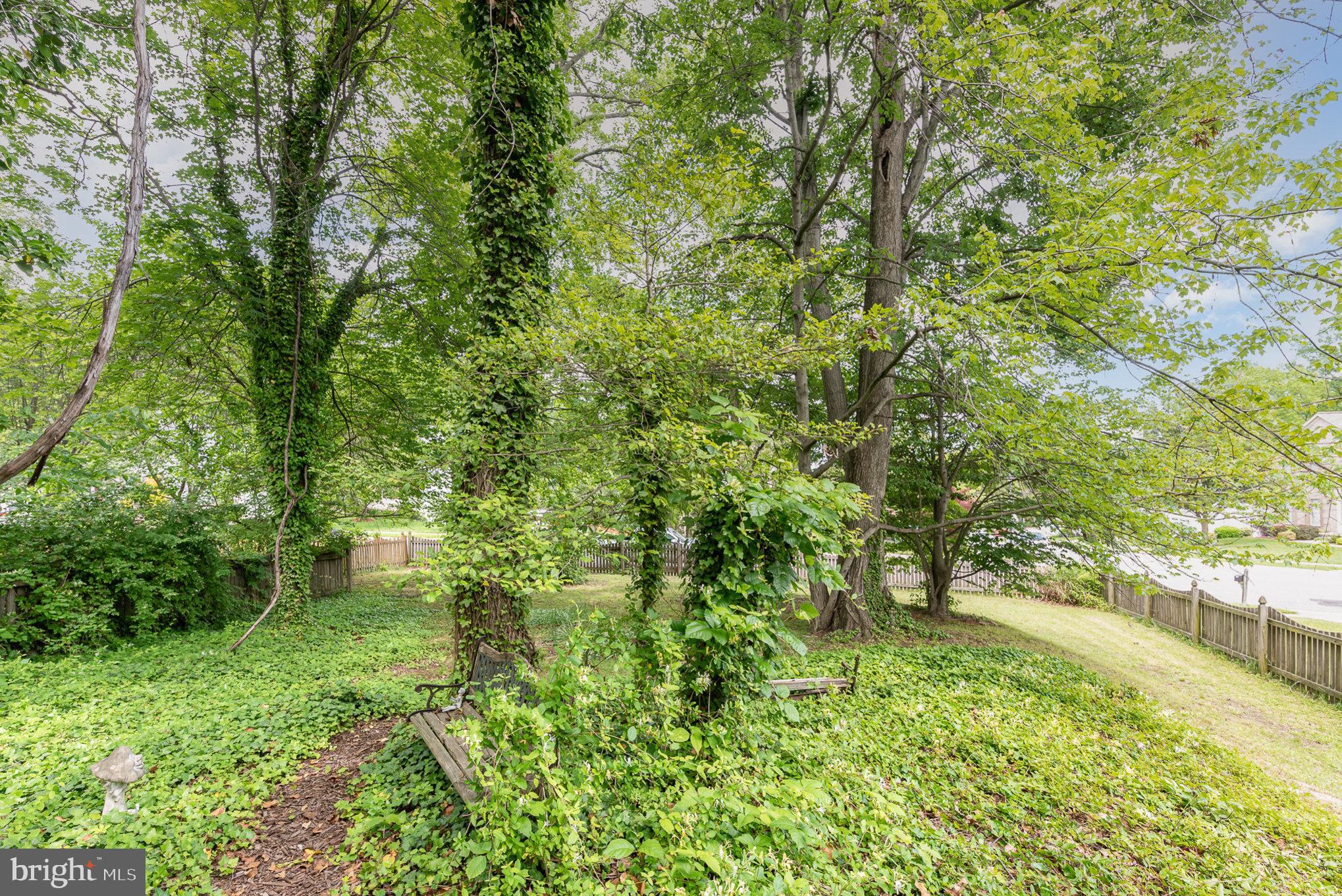 1404 Crystal Ridge Ct