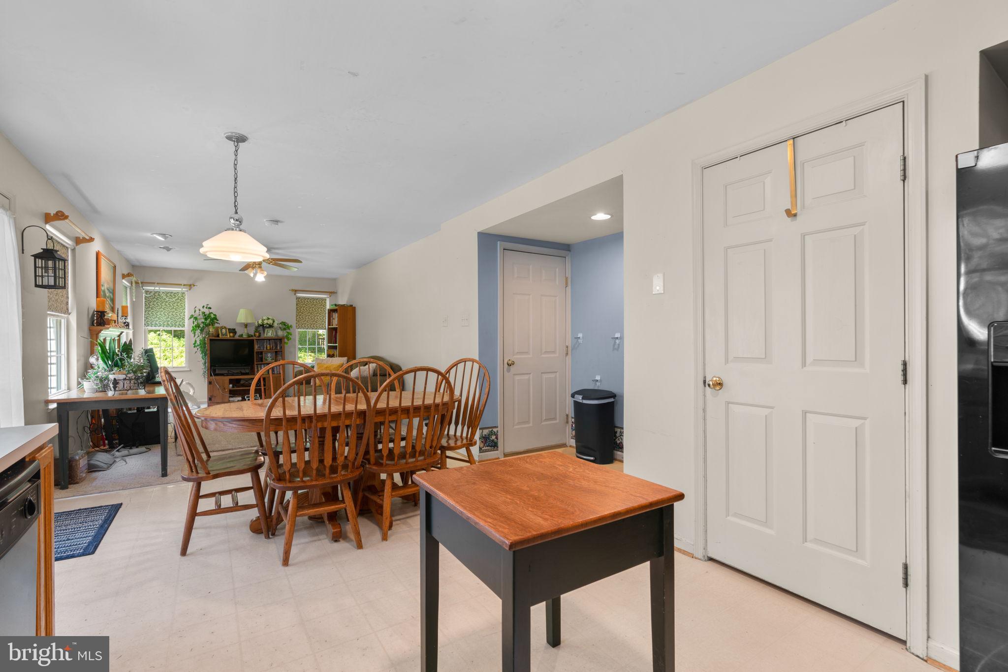 1404 Crystal Ridge Ct