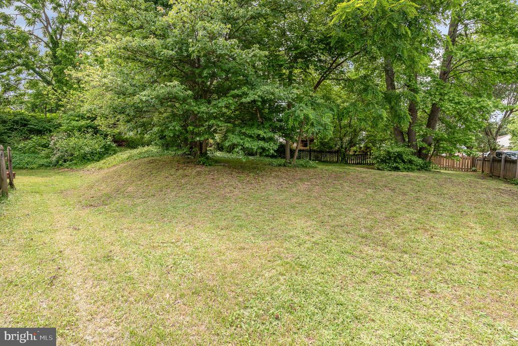 1404 Crystal Ridge Ct