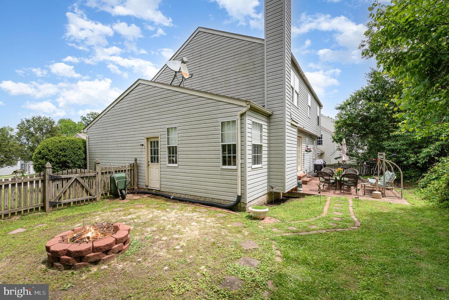 1404 Crystal Ridge Ct