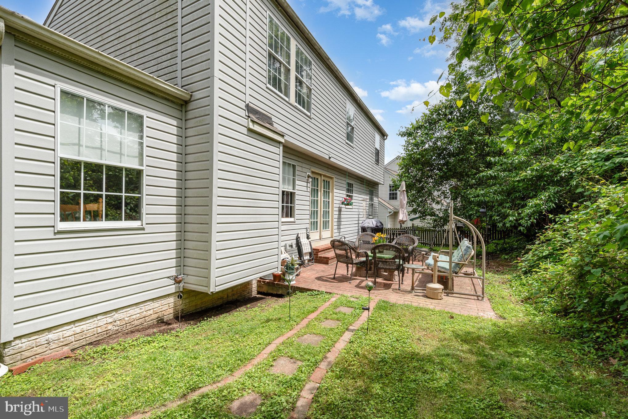 1404 Crystal Ridge Ct