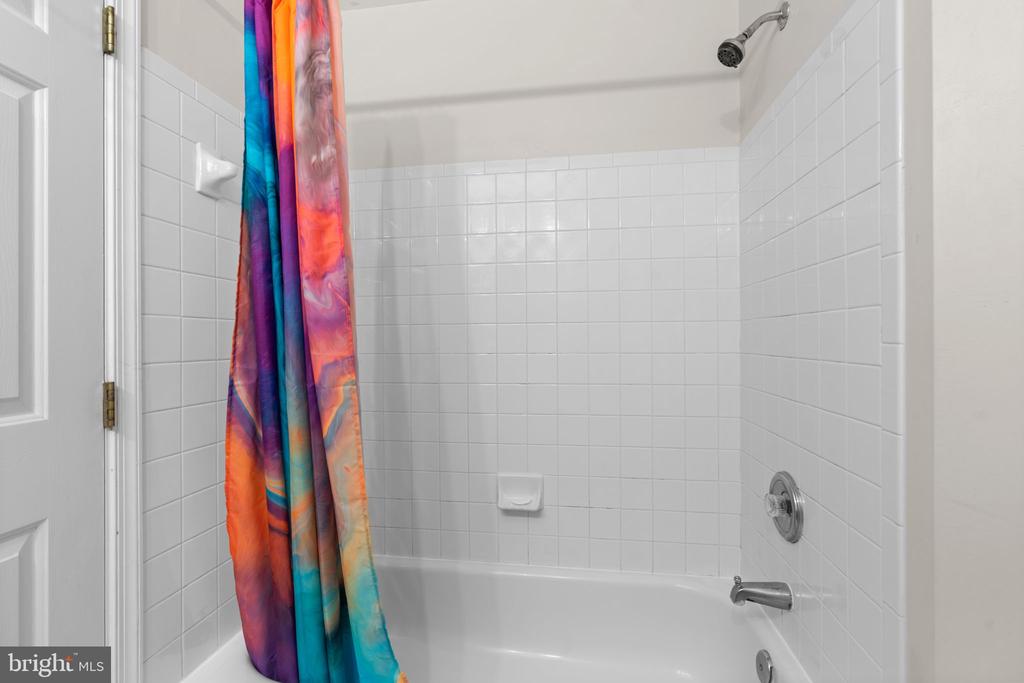 1404 Crystal Ridge Ct