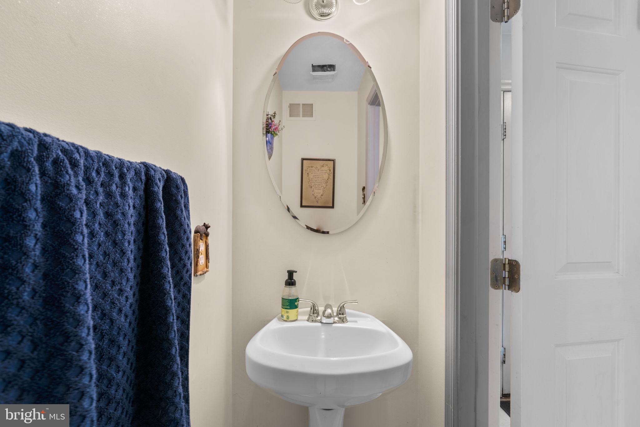 1404 Crystal Ridge Ct