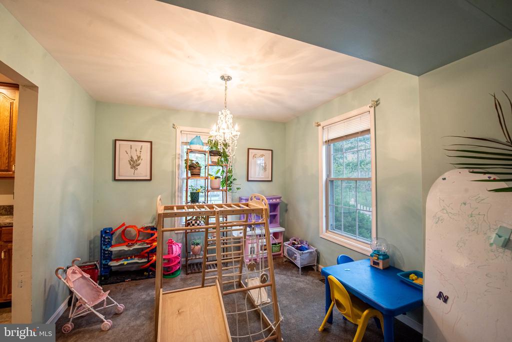 402 PYLESVILLE ROAD
