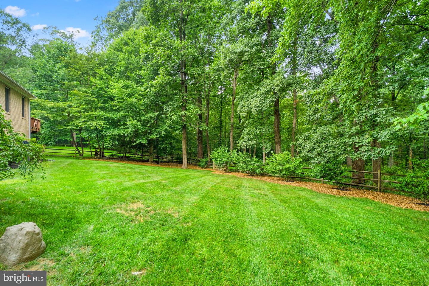 12544 Woodridge Ln