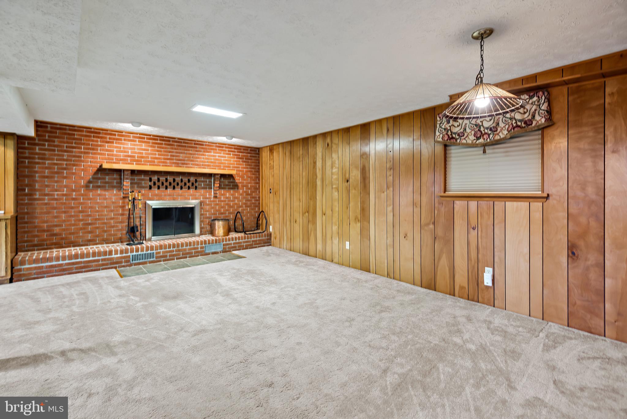 13750 Barberry Way