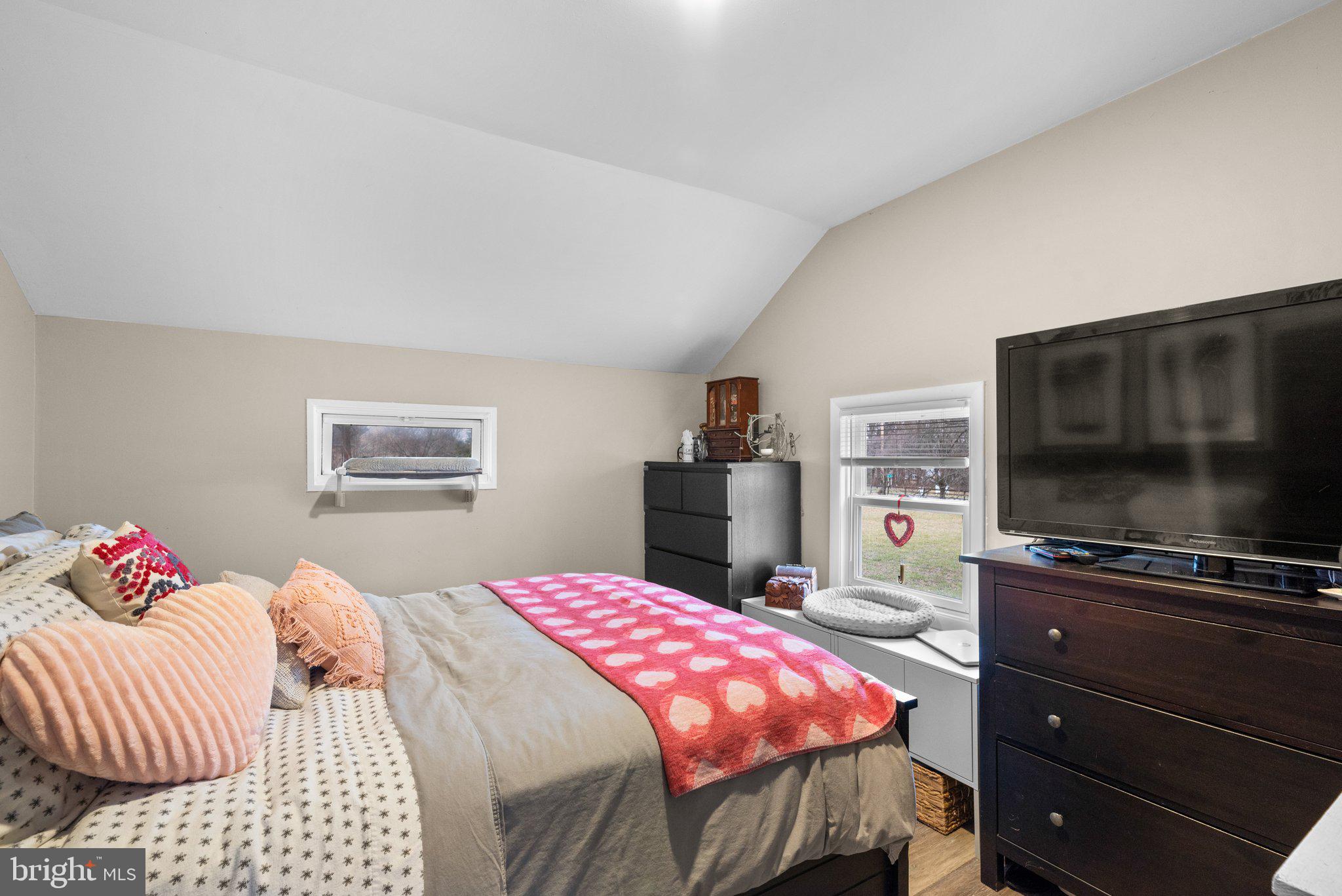 13475 Clarksville Pike