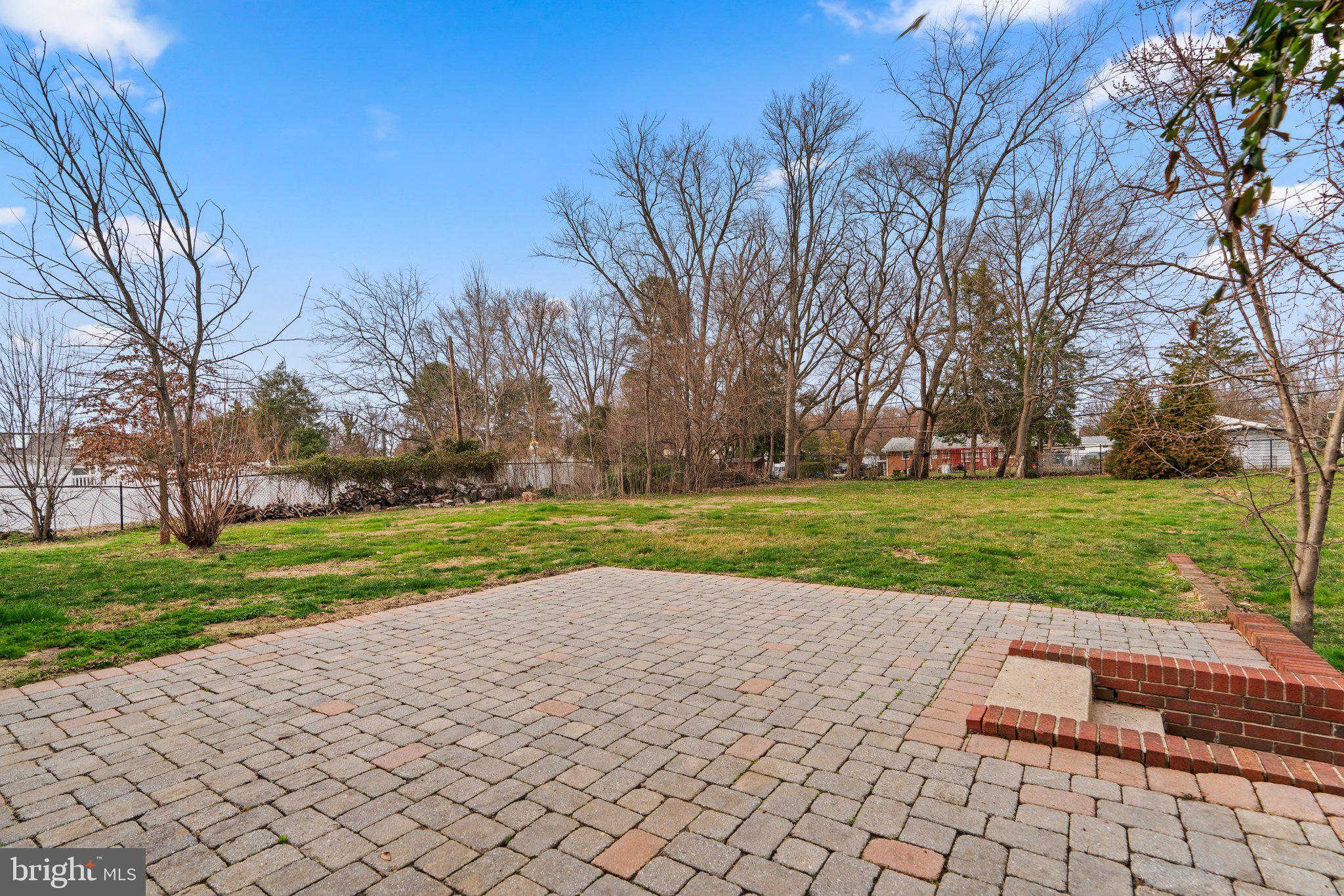10206 Tanager Ln