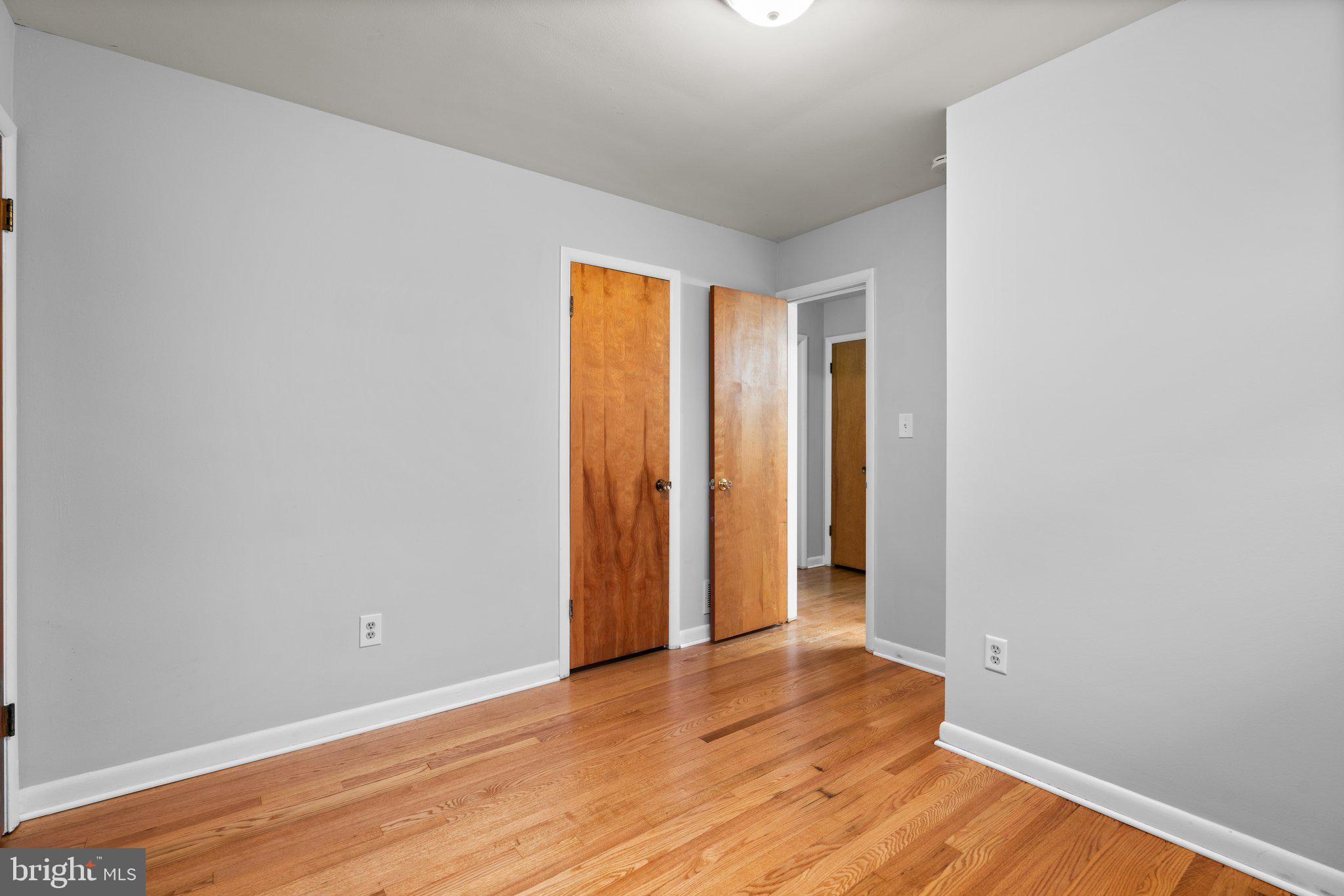 10206 Tanager Ln