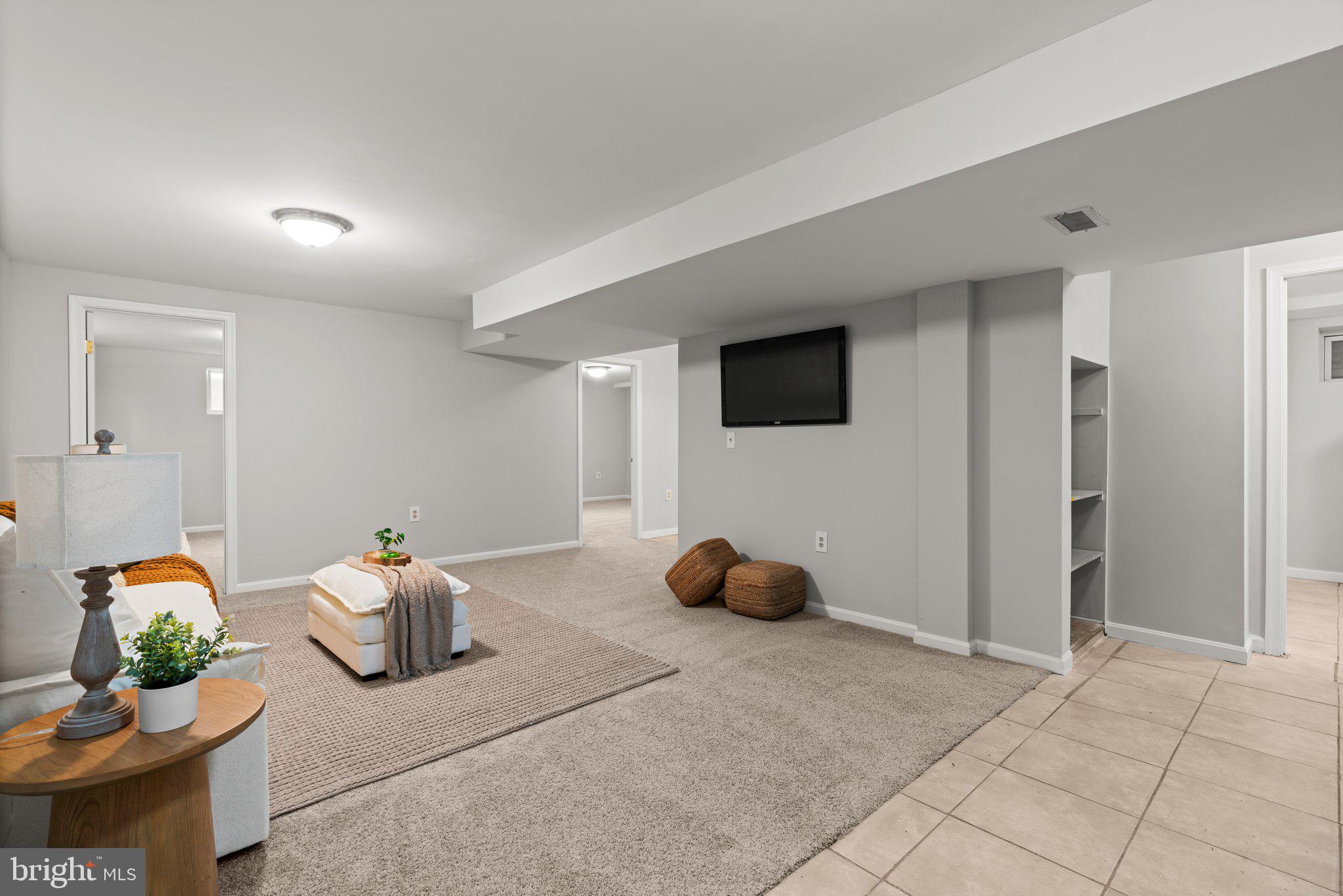 10206 Tanager Ln
