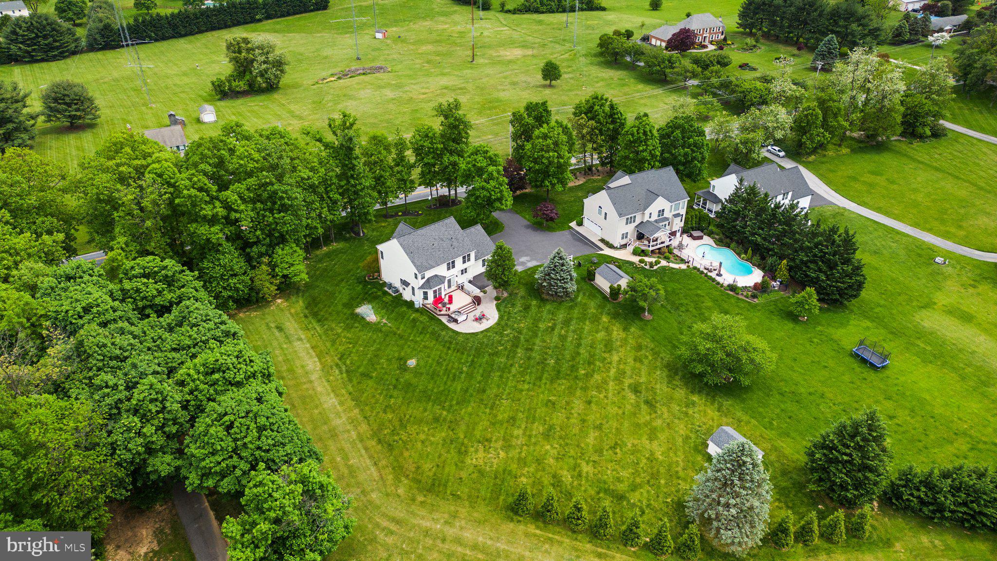 3010 Hobbs Rd