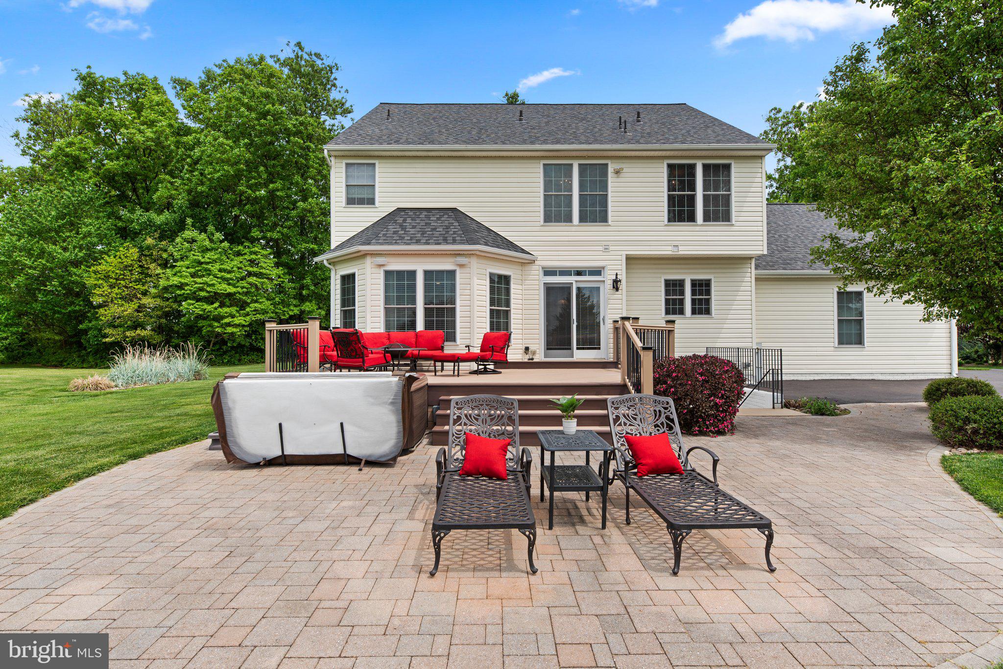 3010 Hobbs Rd