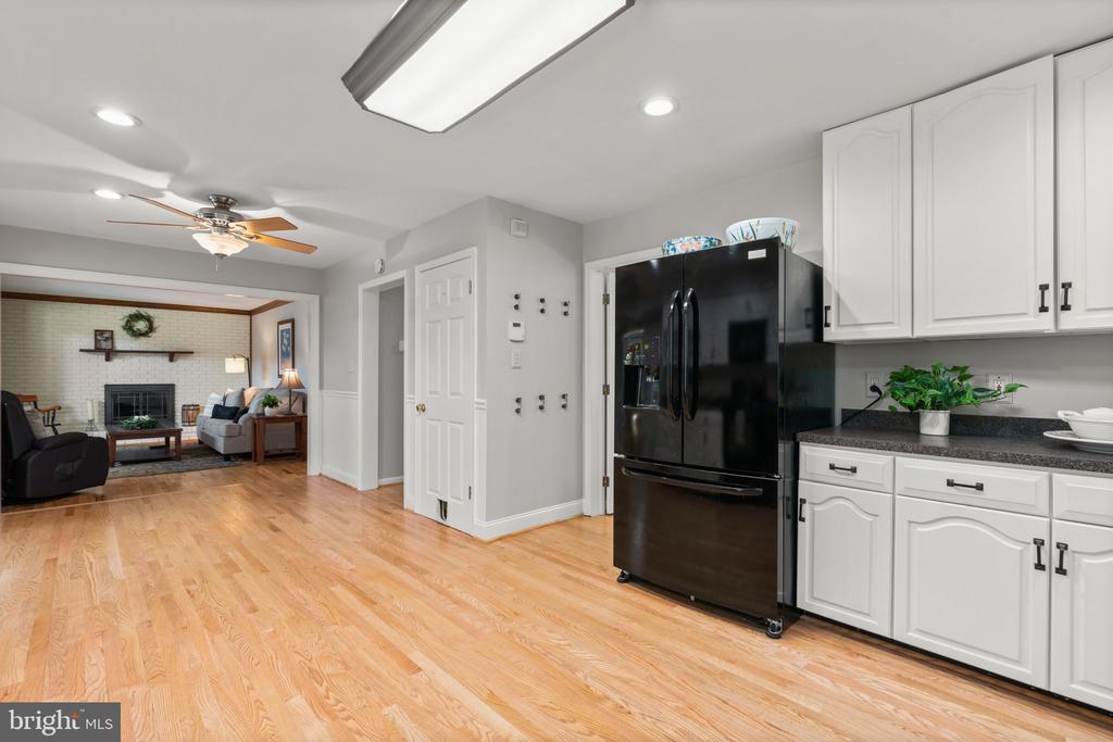 3163 Danmark Dr