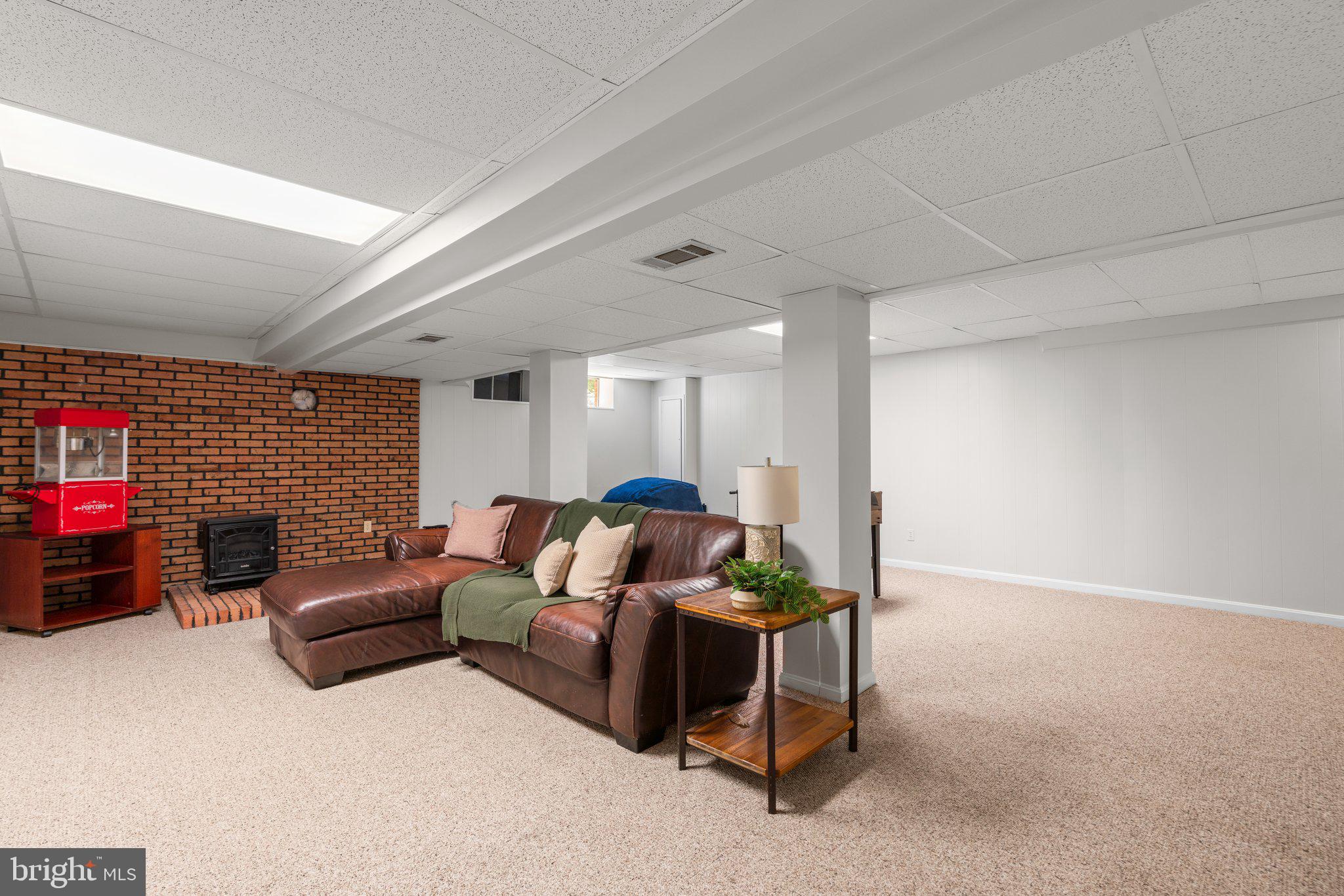3163 Danmark Dr