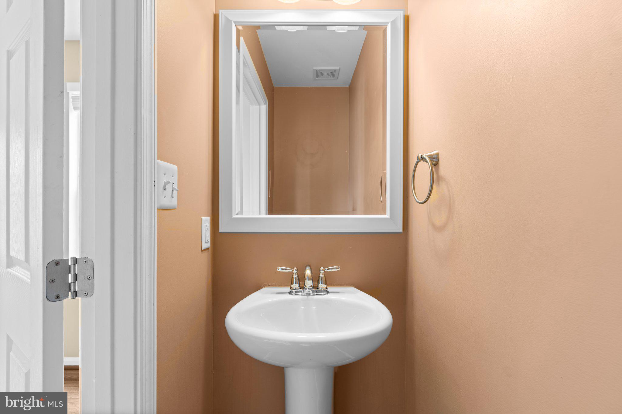 7214 Maidstone Pl #230