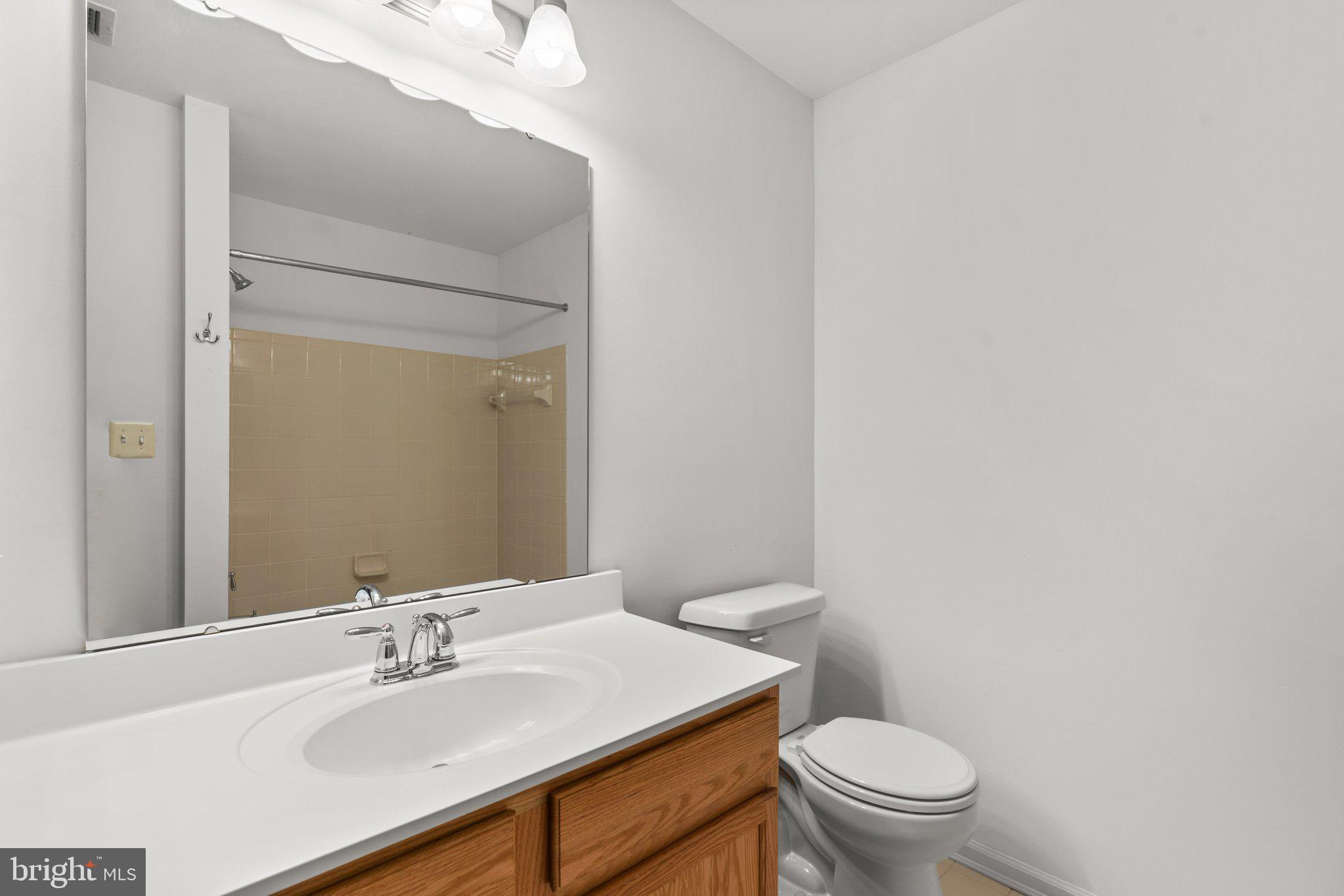 7214 Maidstone Pl #230