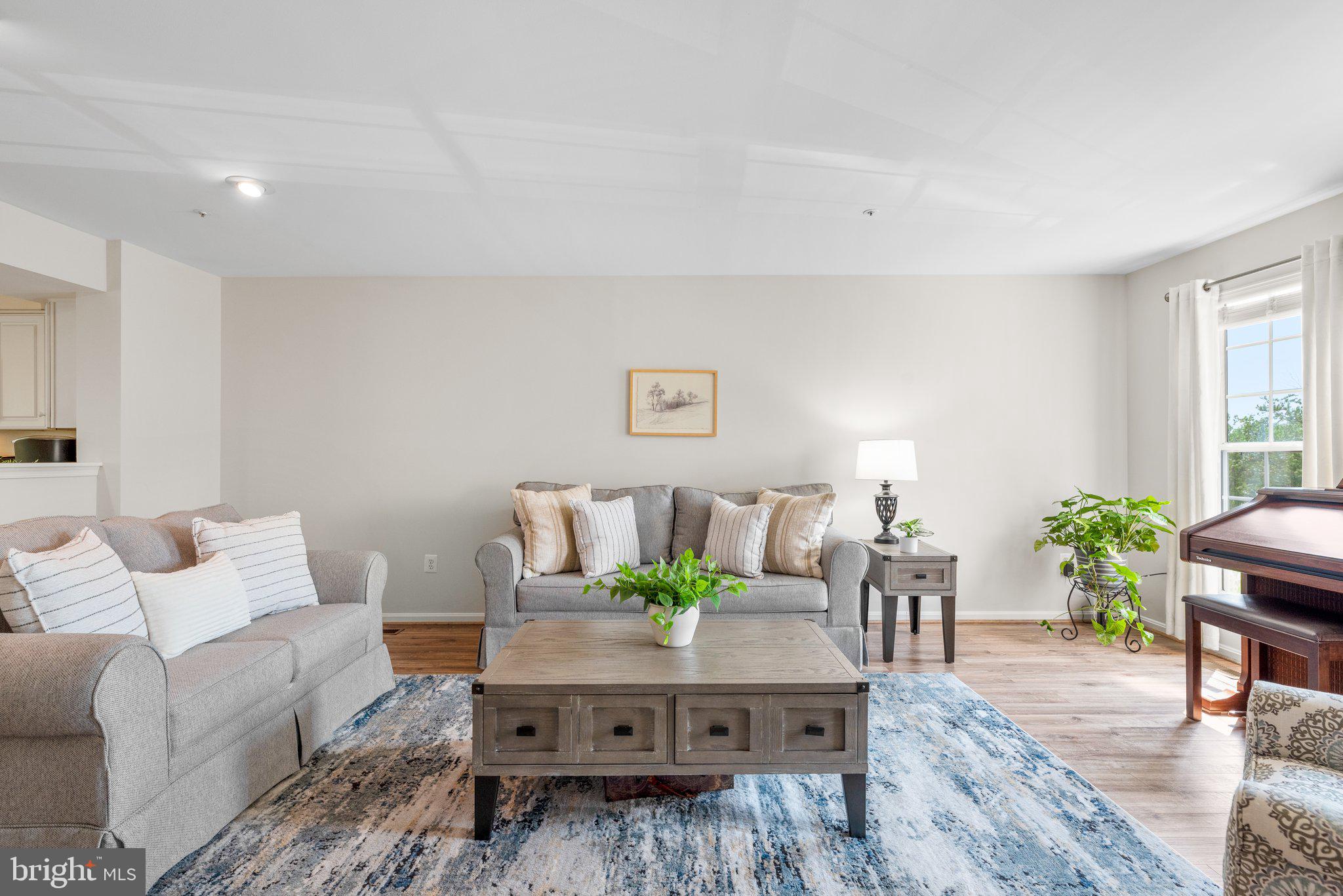 6110 Cliffside Trl