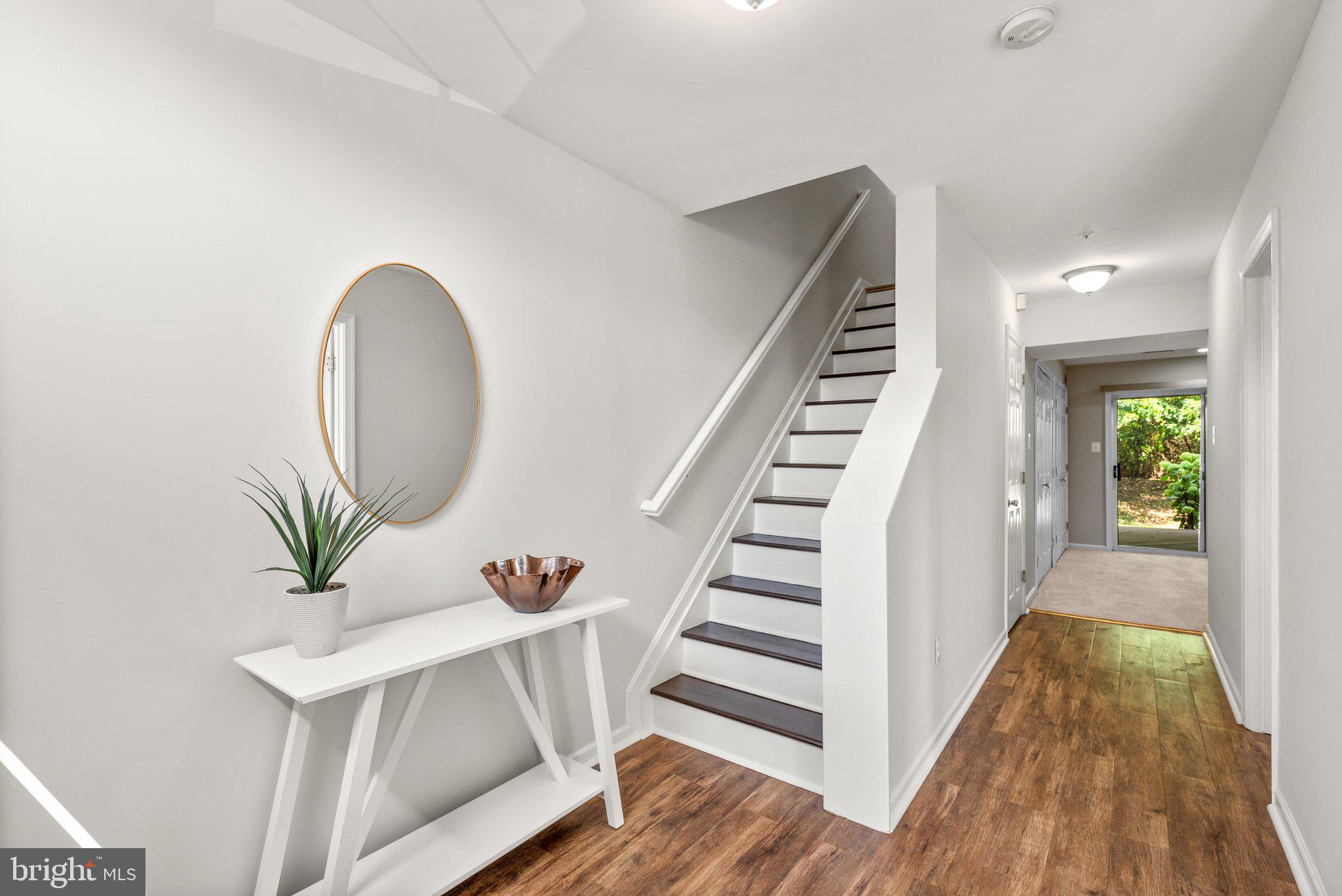 6110 Cliffside Trl