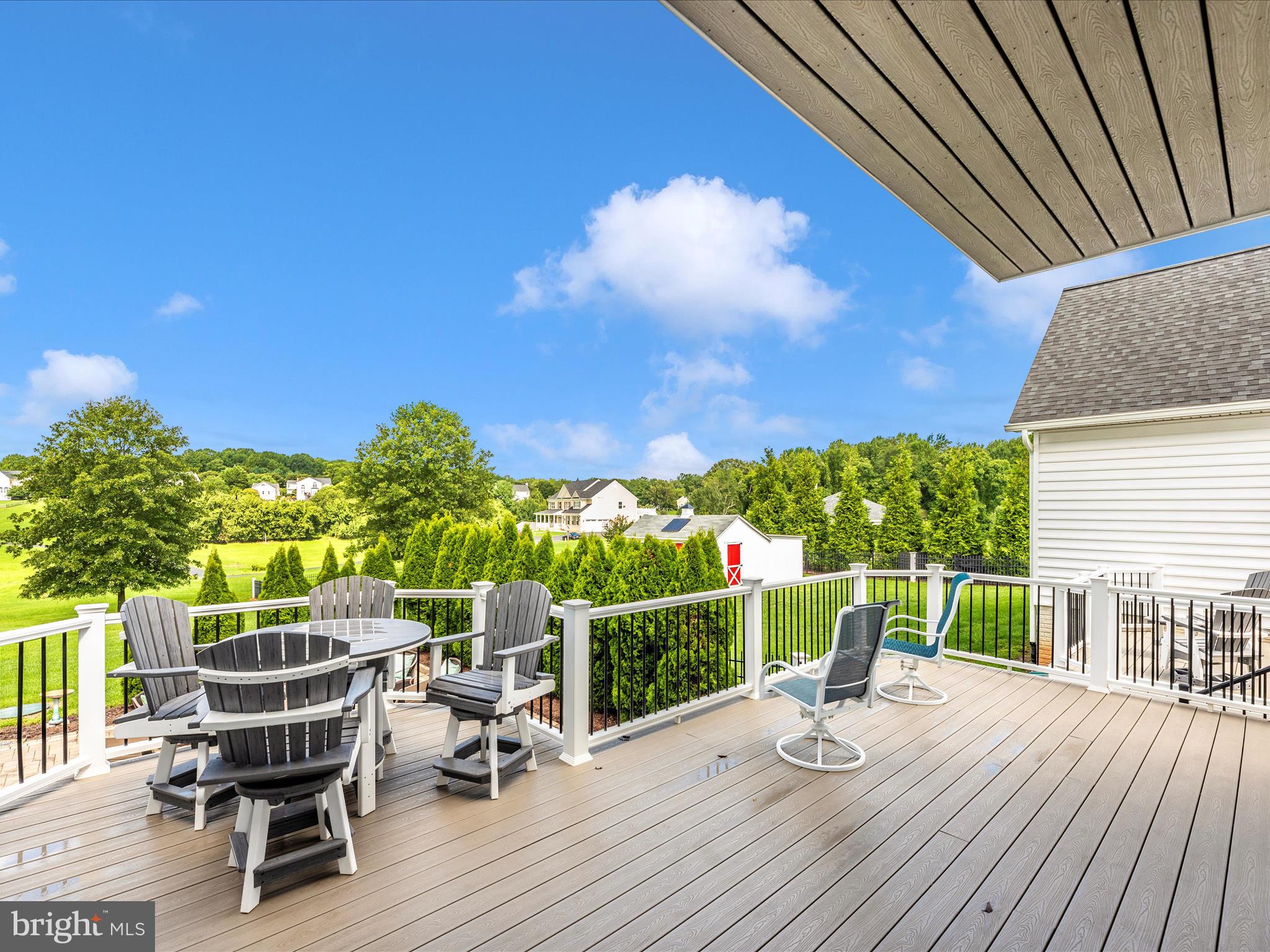 8111 HOLLY MANOR WAY