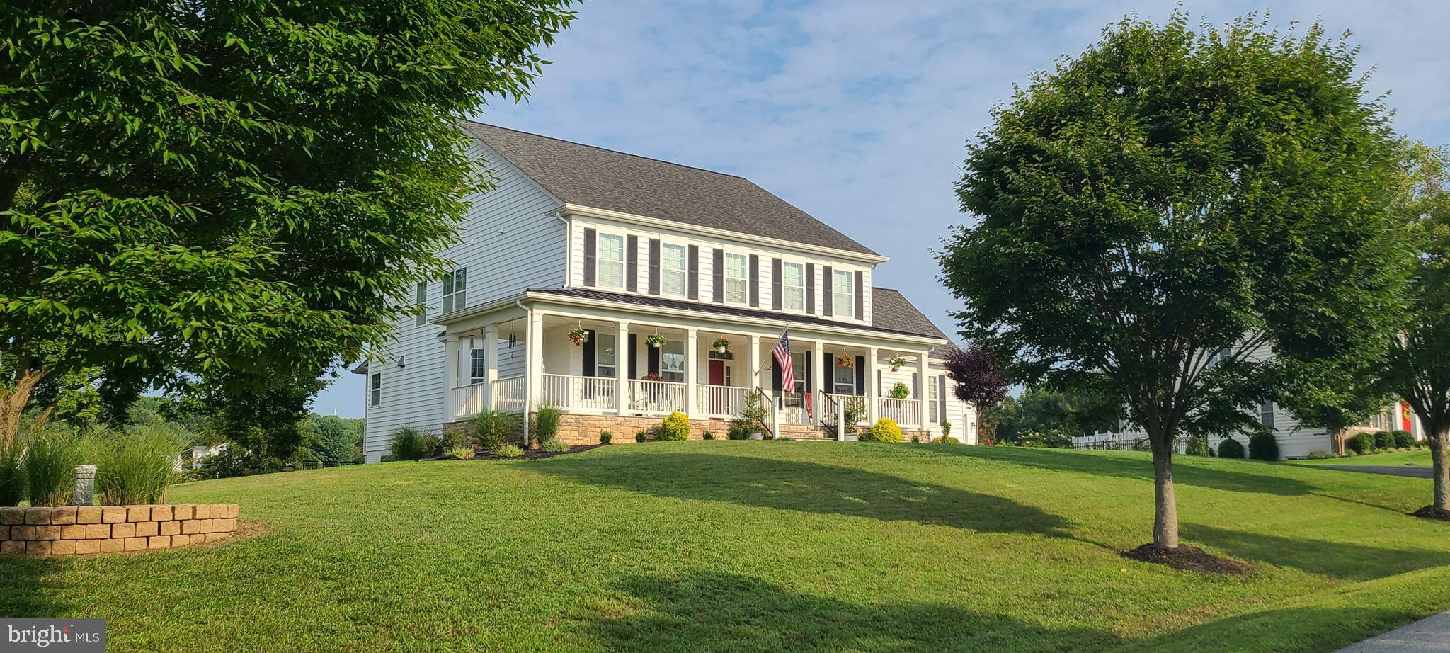 8111 HOLLY MANOR WAY