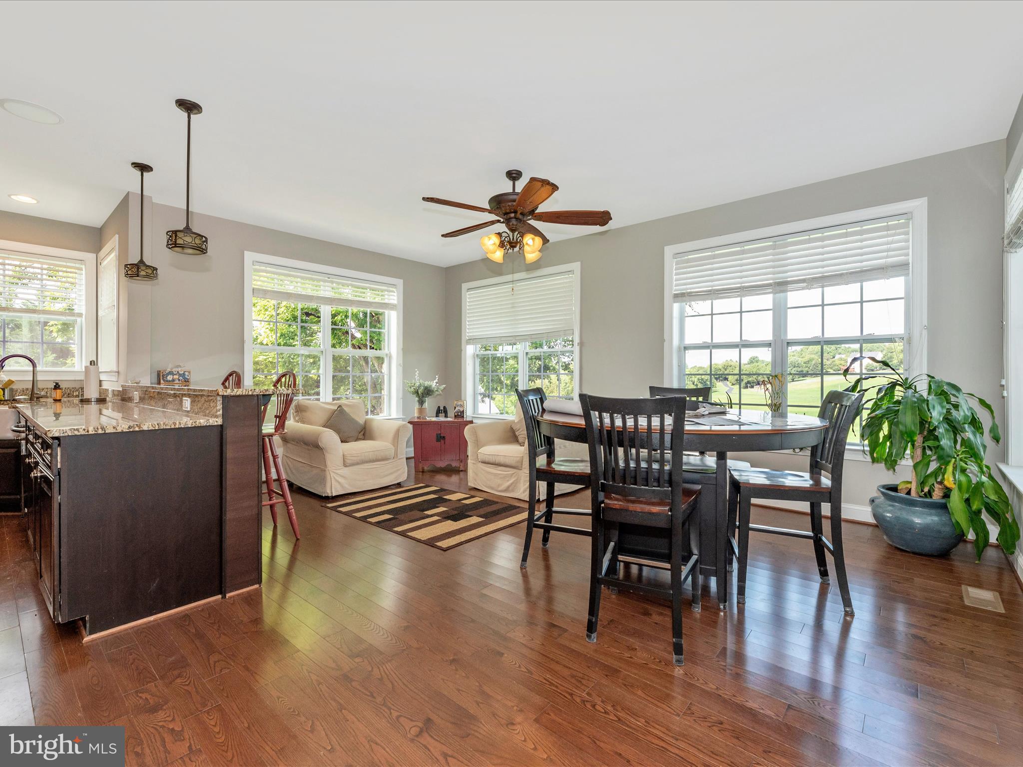 8111 HOLLY MANOR WAY