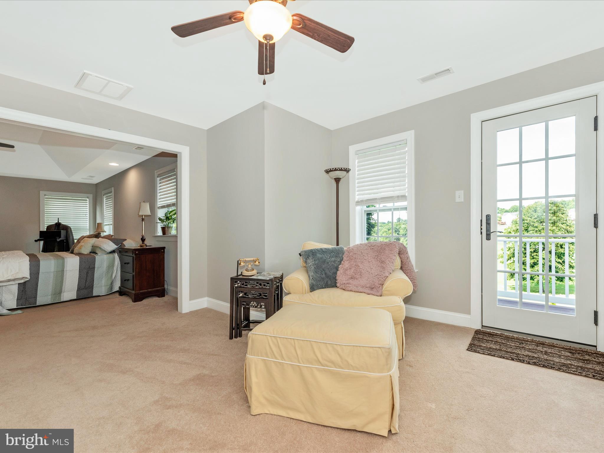 8111 HOLLY MANOR WAY