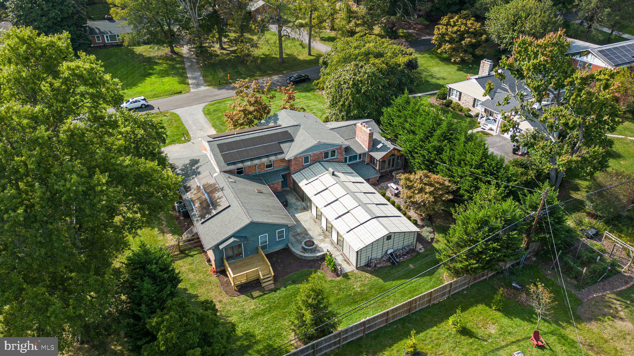 3713 Macalpine Rd