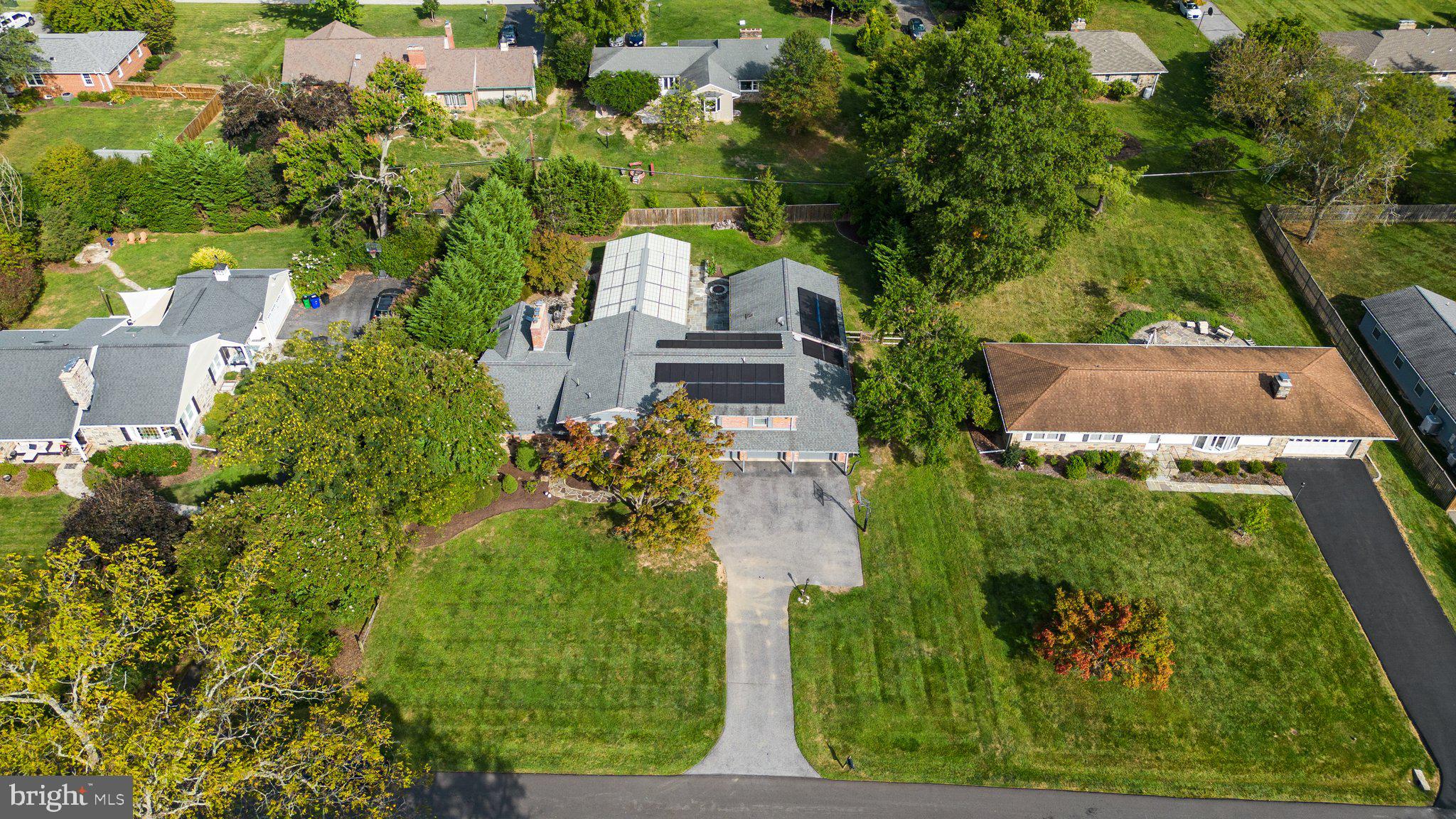 3713 Macalpine Rd