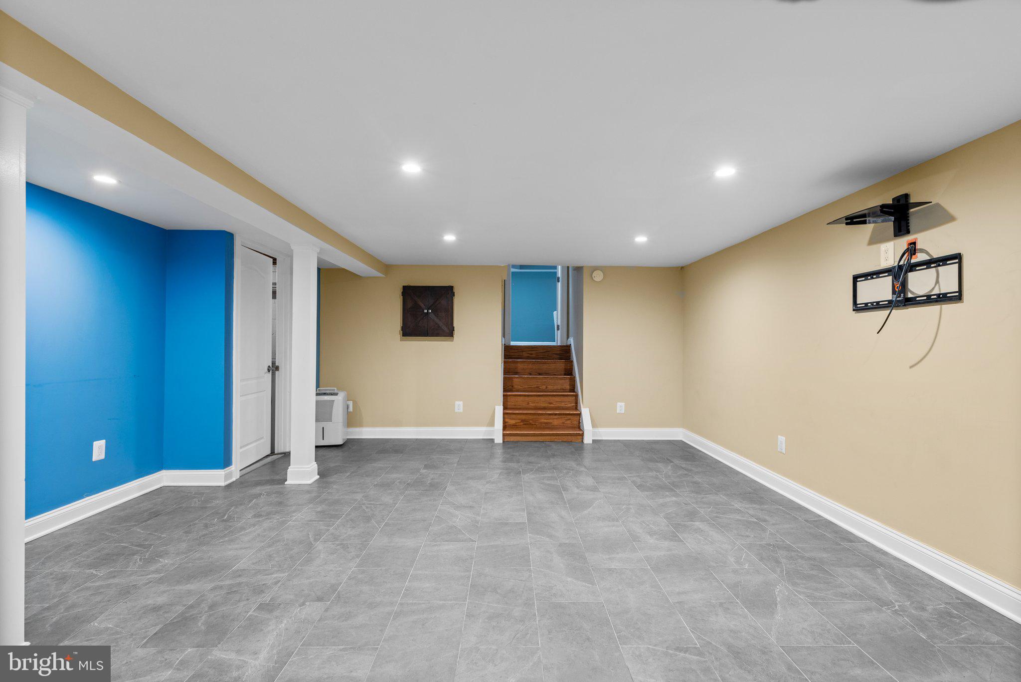 3713 Macalpine Rd