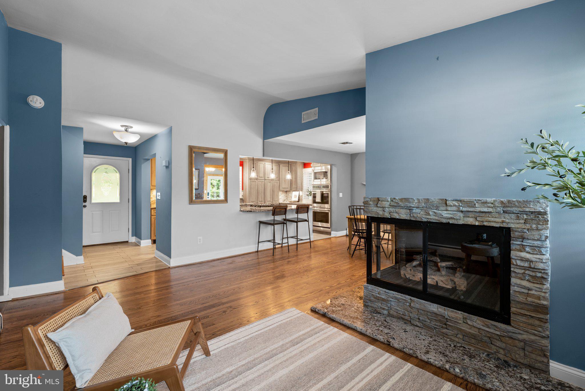 3713 Macalpine Rd