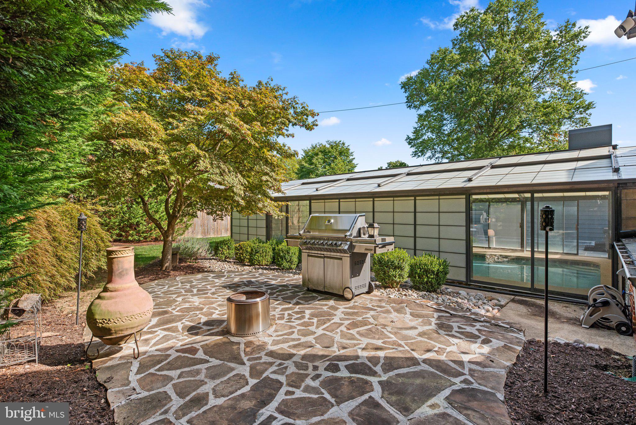 3713 Macalpine Rd