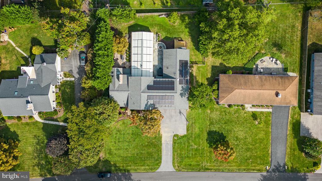 3713 Macalpine Rd