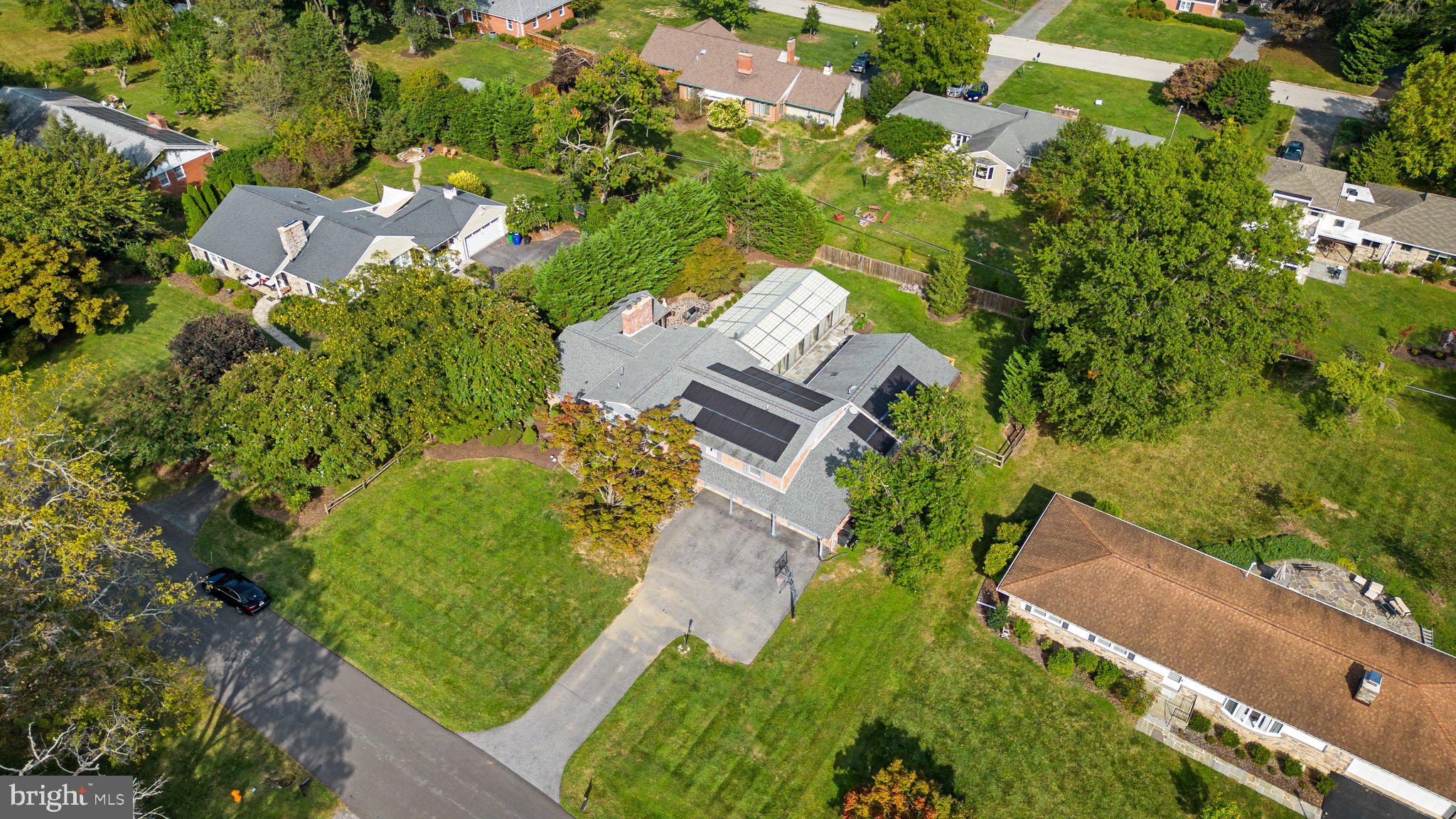 3713 Macalpine Rd